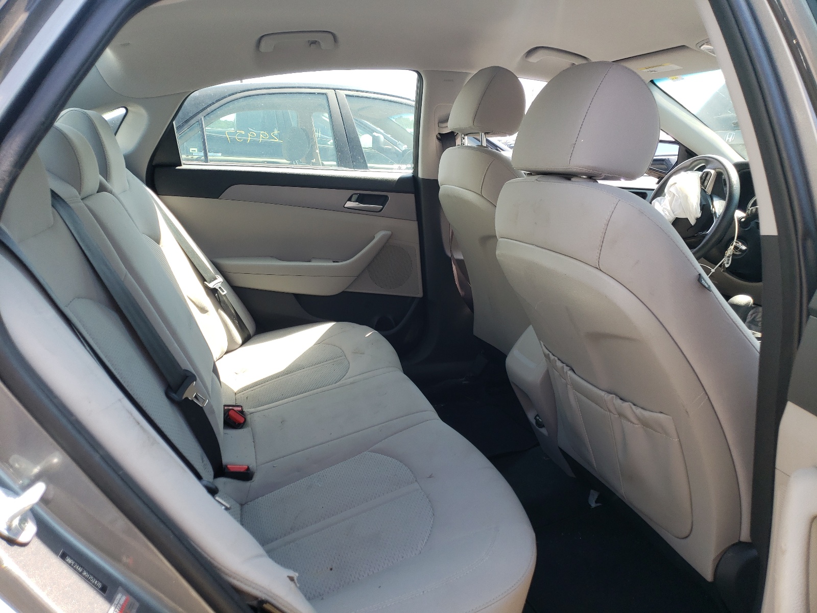 Photo 6 from auction – 2019 HYUNDAI SONATA SE with VIN 5NPE24AF3KH752470