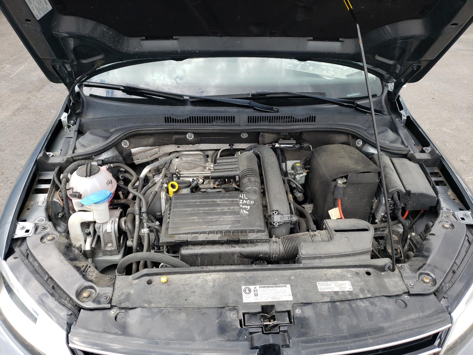 Photo 7 from auction – 2017 VOLKSWAGEN JETTA S with VIN 3VW2B7AJ2HM292467
