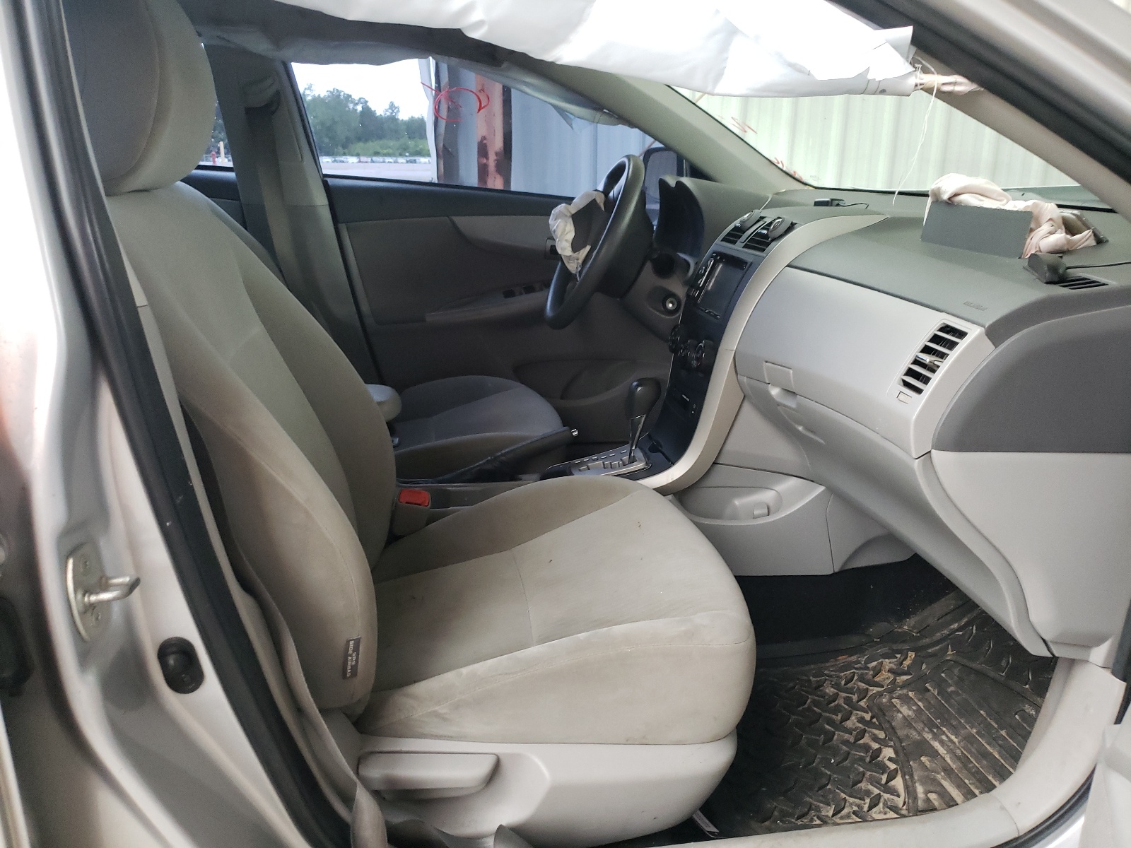 Photo 5 from auction – 2010 TOYOTA COROLLA BA with VIN 1NXBU4EE8AZ245238