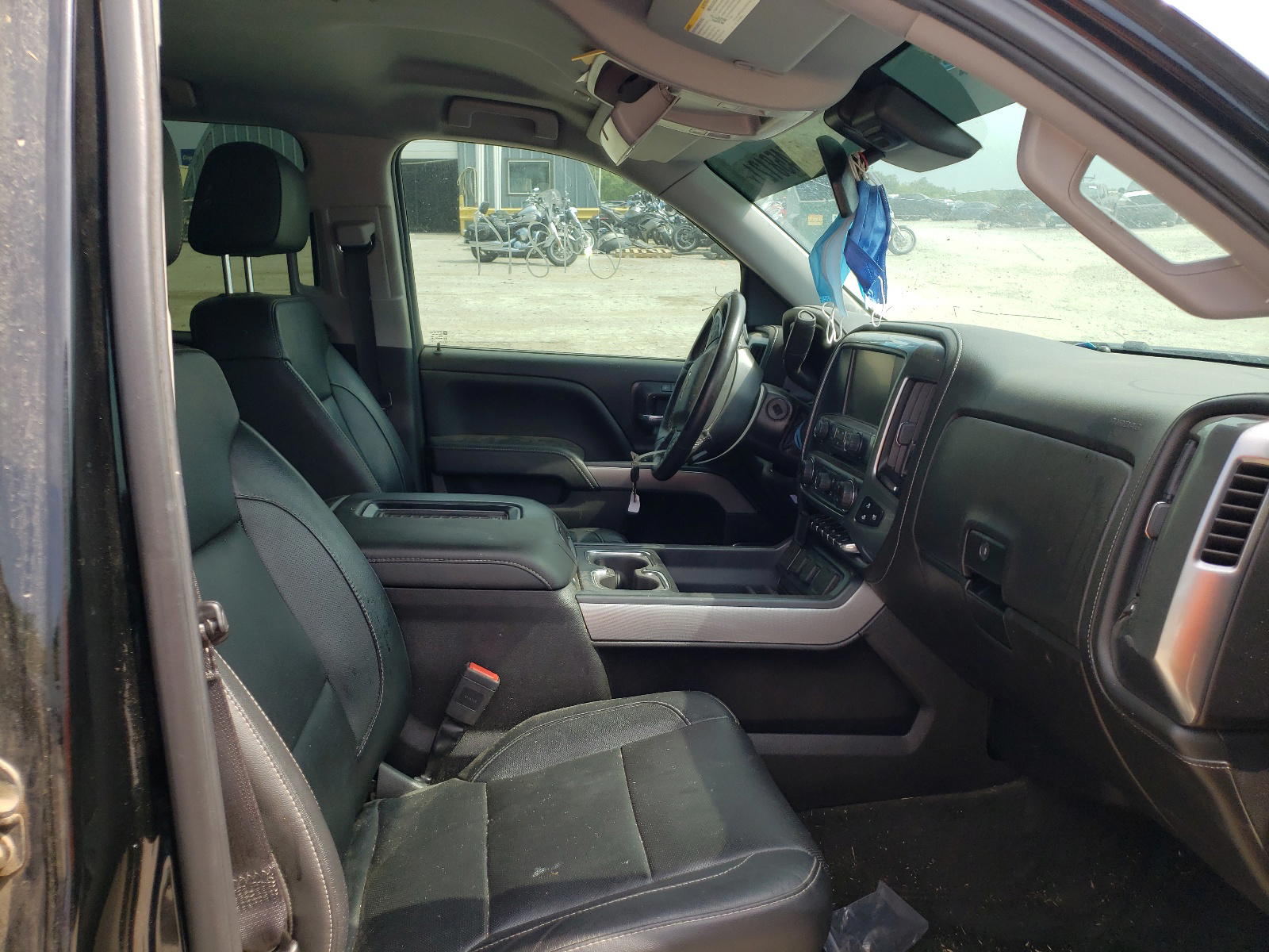 Photo 5 from auction – 2018 CHEVROLET SILVERADO with VIN 3GCUKSEC7JG318852