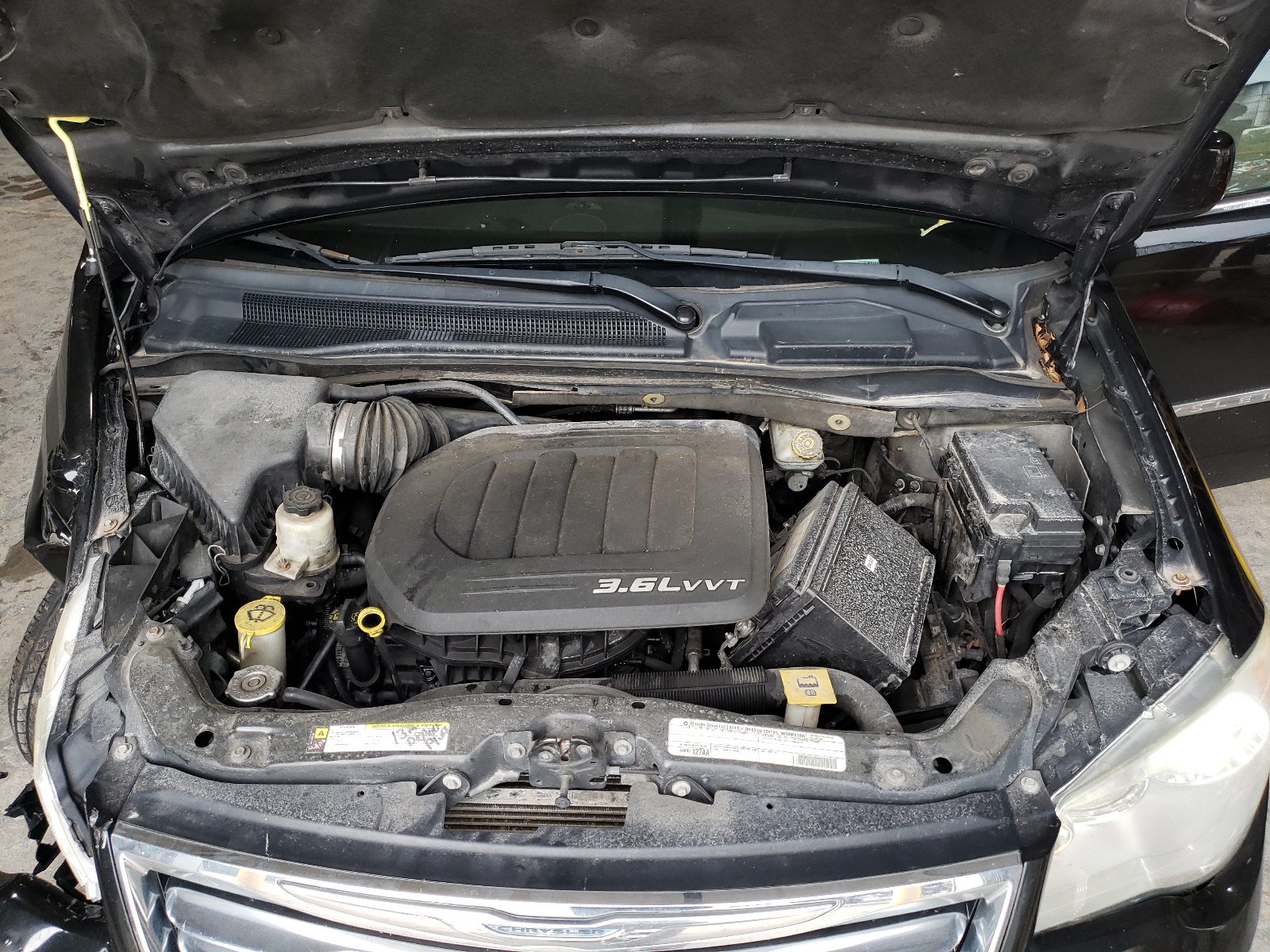 Photo 7 from auction – 2011 CHRYSLER TOWN & COU with VIN 2A4RR5DG1BR733260