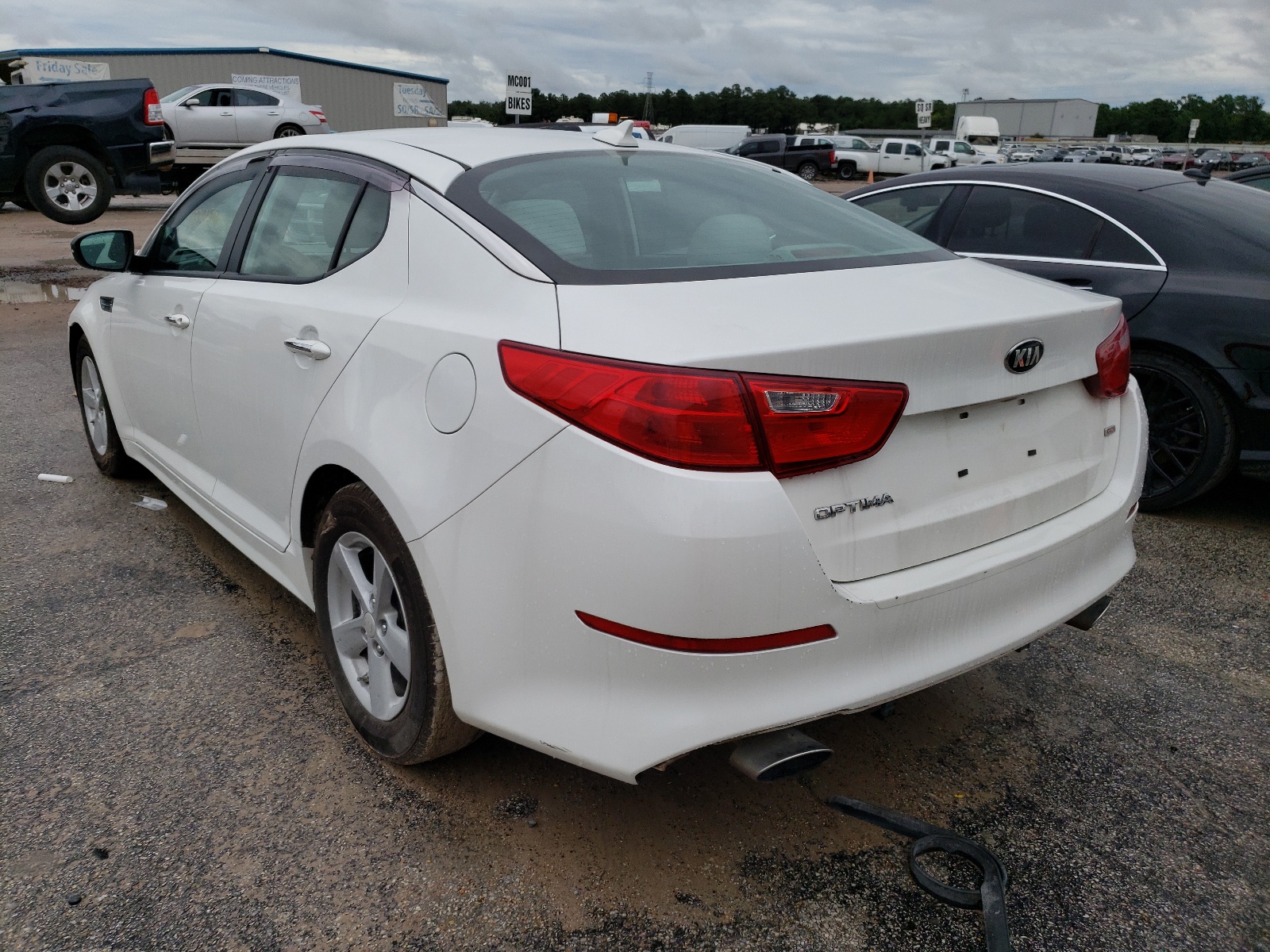صورة رقم 3 من المزاد - 2015 KIA OPTIMA LX مع VIN KNAGM4A74F5660850