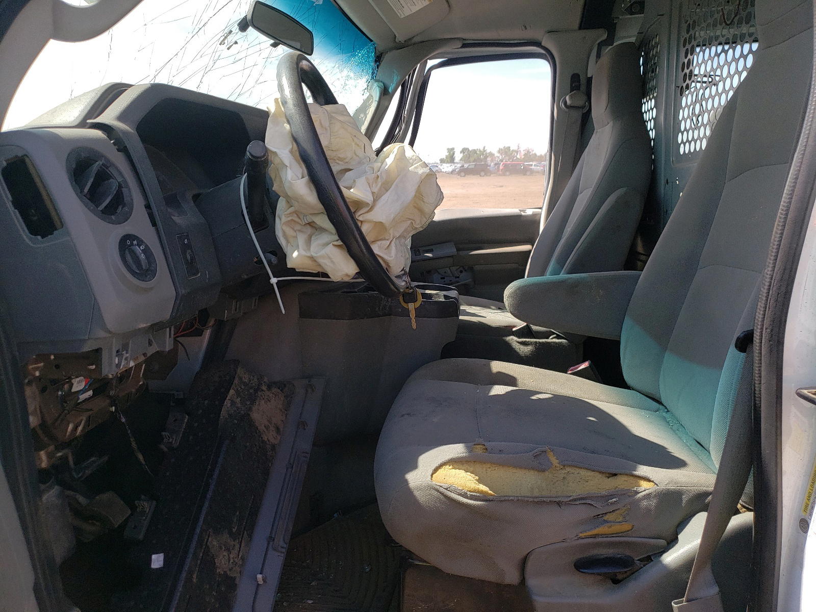 Photo 5 from auction – 2013 FORD ECONOLINE with VIN 1FTNE2EW0DDA31571