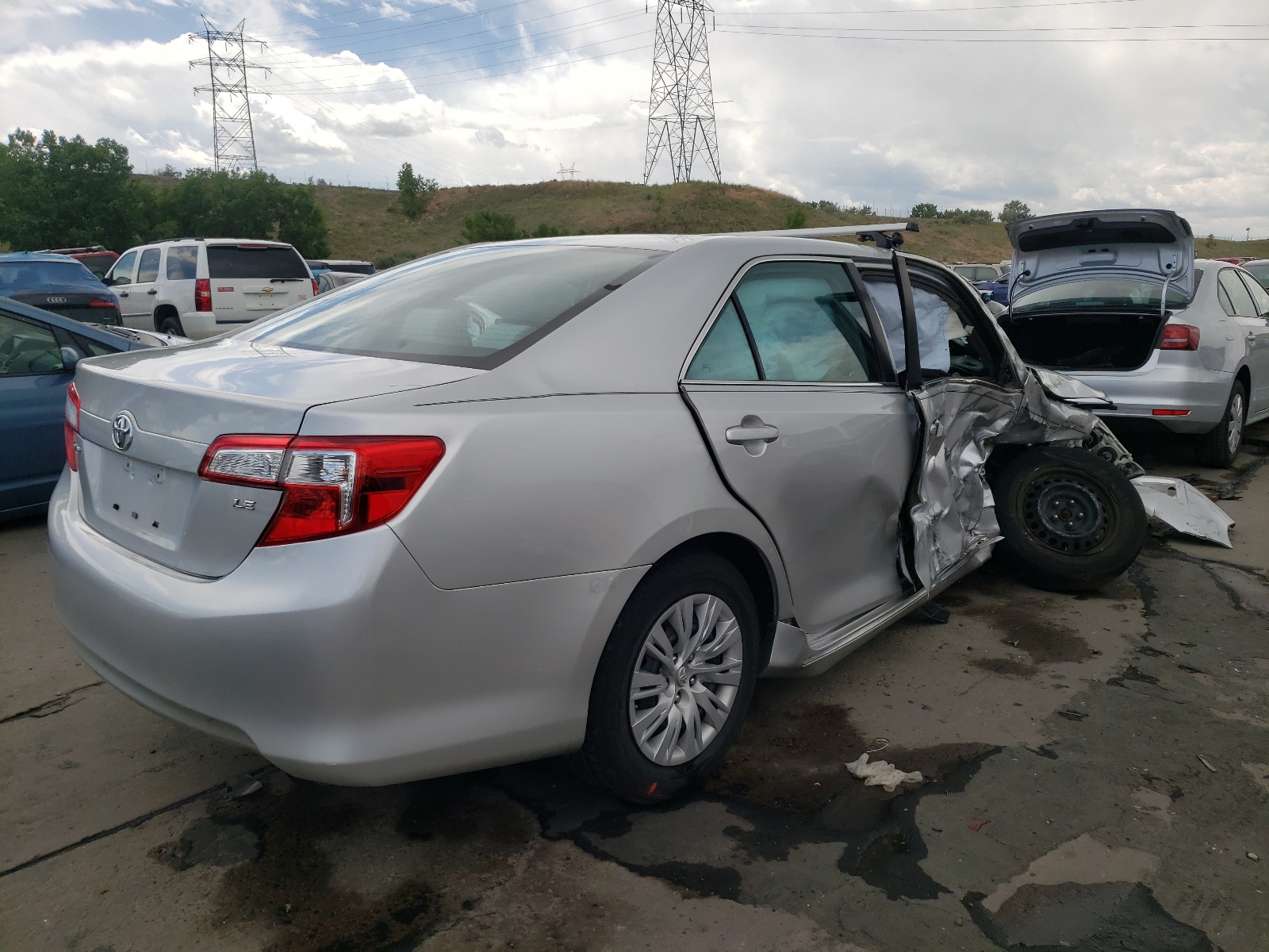 Photo 4 from auction – 2013 TOYOTA CAMRY L with VIN 4T4BF1FK9DR296738