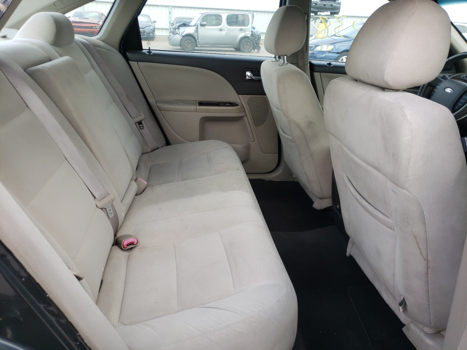 Photo 6 from auction – 2008 FORD TAURUS SEL with VIN 1FAHP24W58G118031