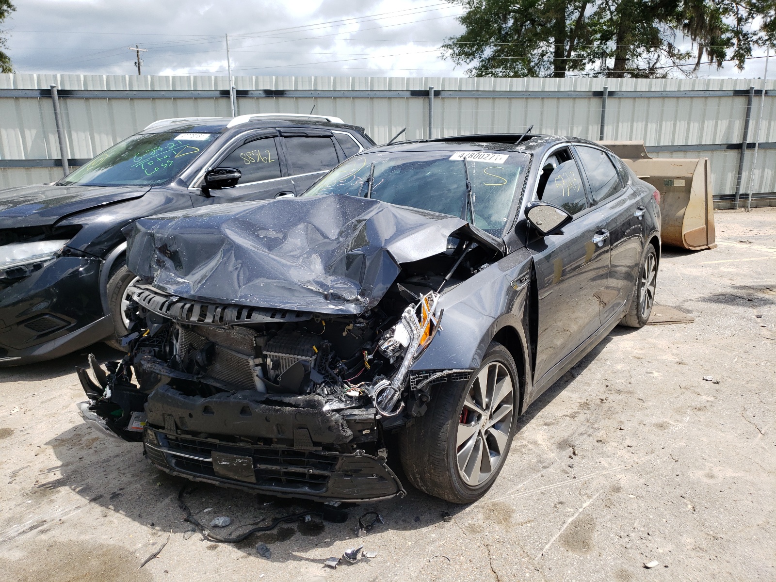 Photo 2 from auction – 2016 KIA OPTIMA SX with VIN 5XXGW4L25GG095097