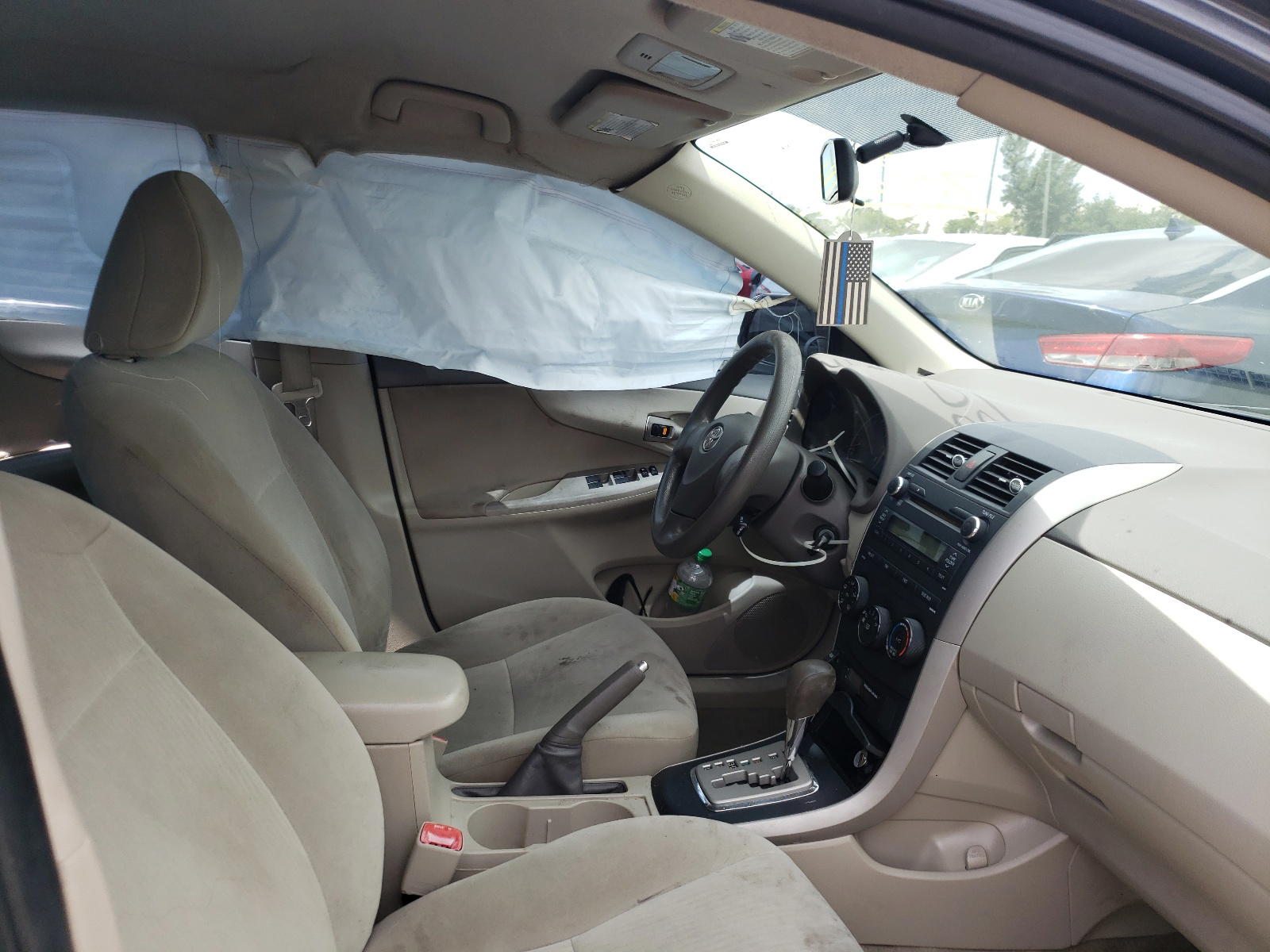 Photo 5 from auction – 2010 TOYOTA COROLLA BA with VIN 2T1BU4EE8AC497637