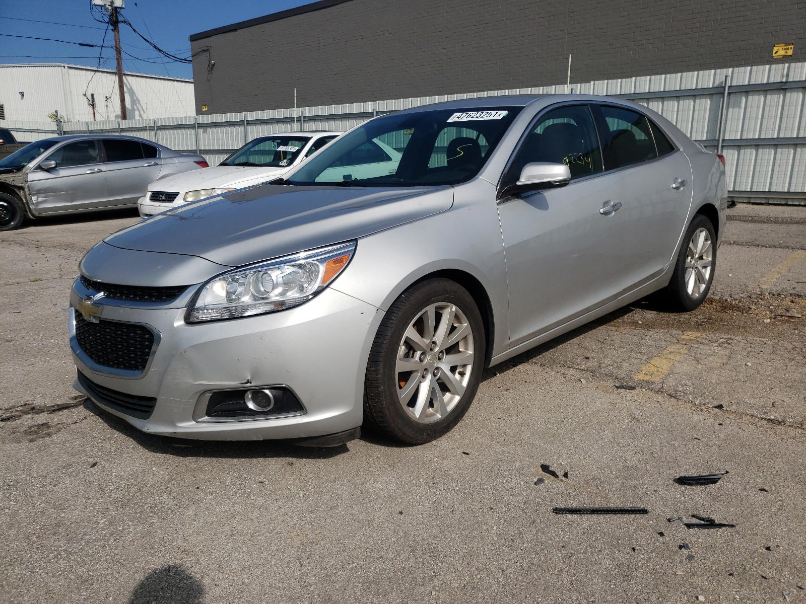 Photo 2 from auction – 2016 CHEVROLET MALIBU LIM with VIN 1G11E5SA3GF105463