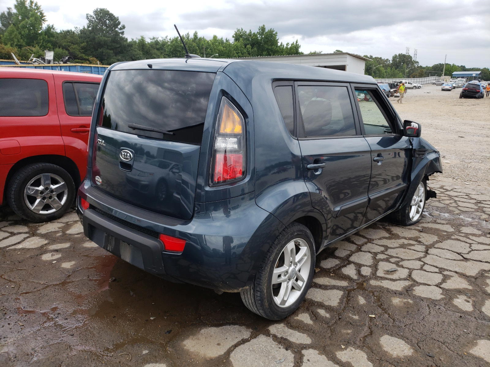 Photo 4 from auction – 2011 KIA SOUL + with VIN KNDJT2A21B7348830