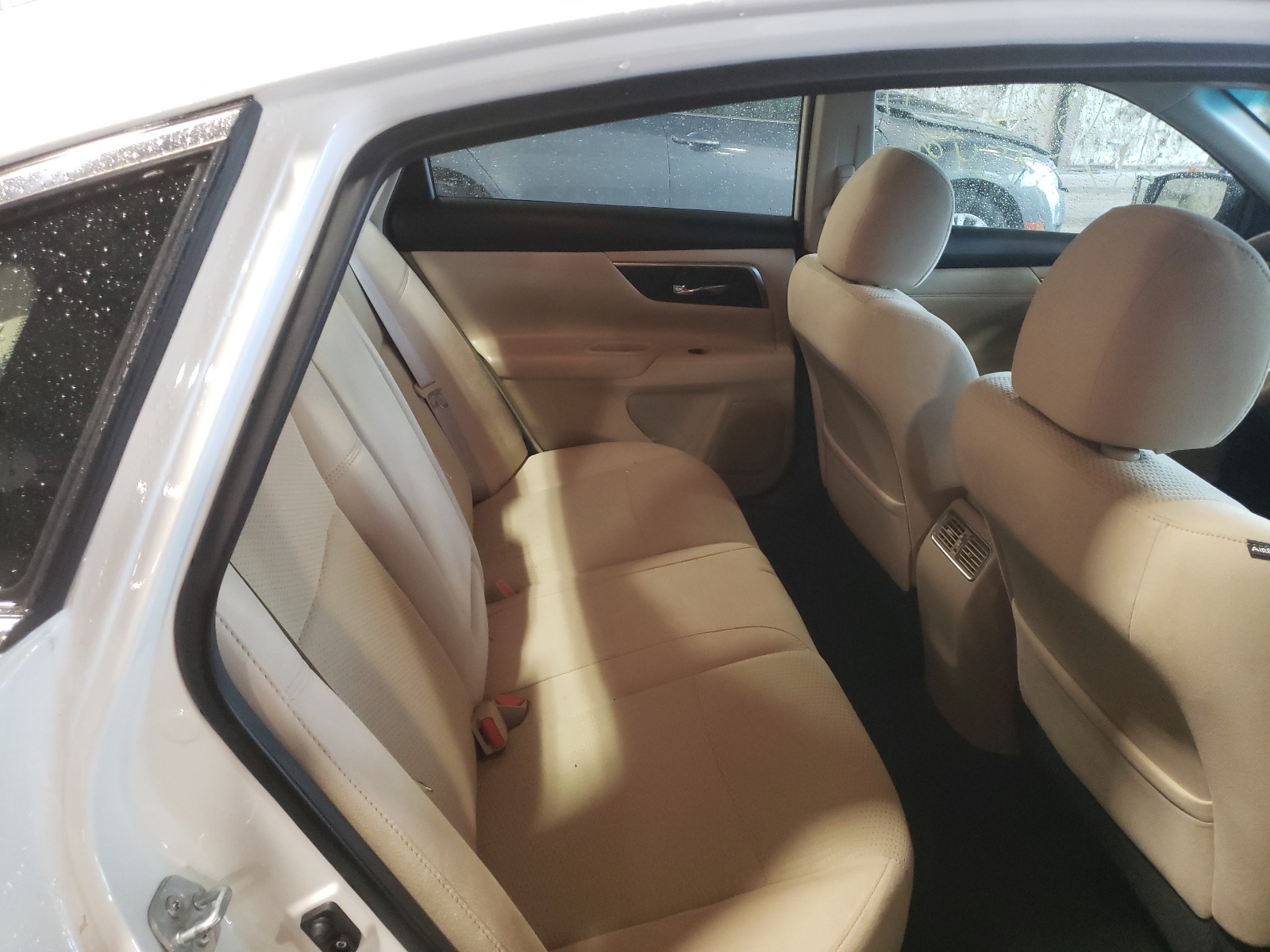Photo 6 from auction – 2015 NISSAN ALTIMA 2.5 with VIN 1N4AL3AP7FC581017