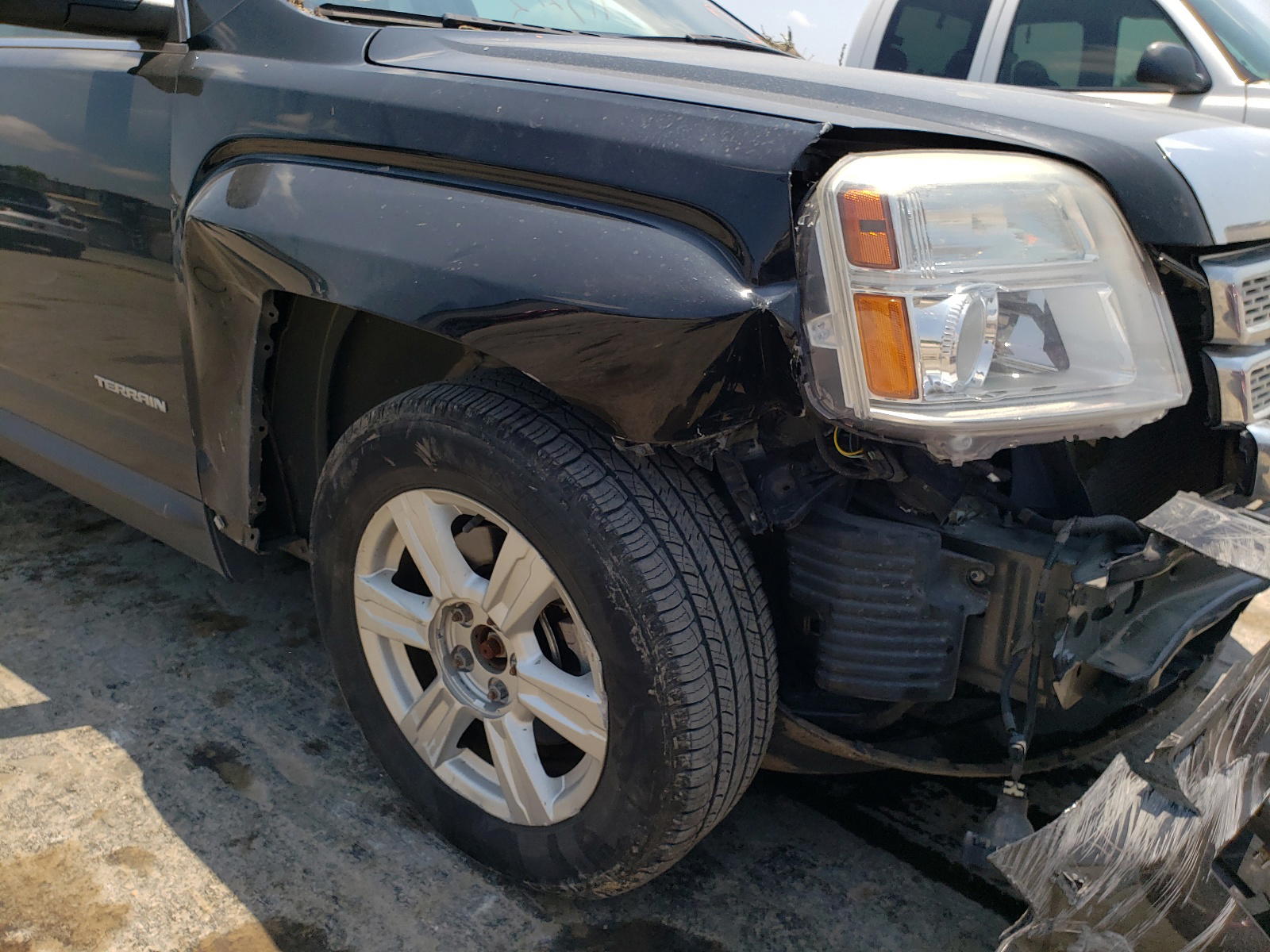 Photo 9 from auction – 2015 GMC TERRAIN SL with VIN 2GKFLWEK1F6101308