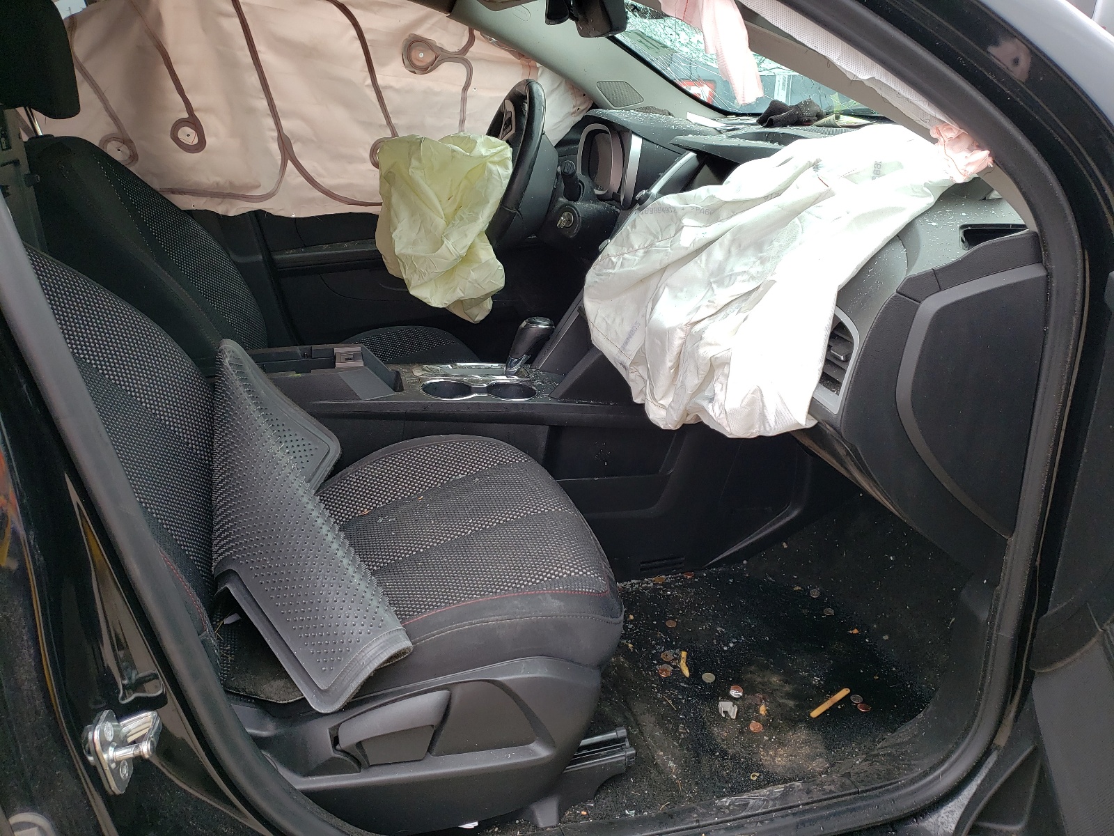 Photo 5 from auction – 2017 CHEVROLET EQUINOX LT with VIN 2GNFLFEK6H6309643