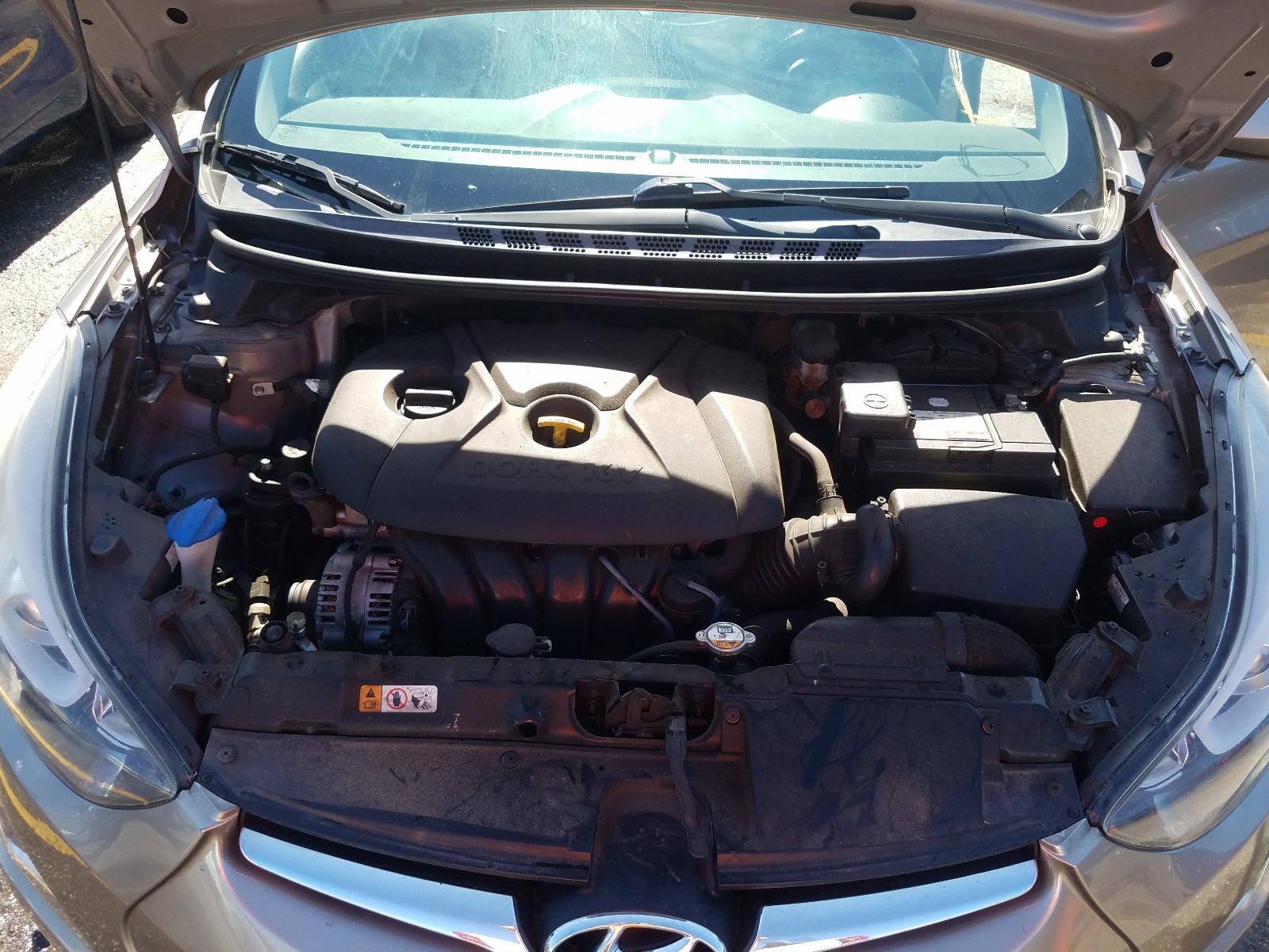Photo 7 from auction – 2015 HYUNDAI ELANTRA SE with VIN 5NPDH4AE3FH606366