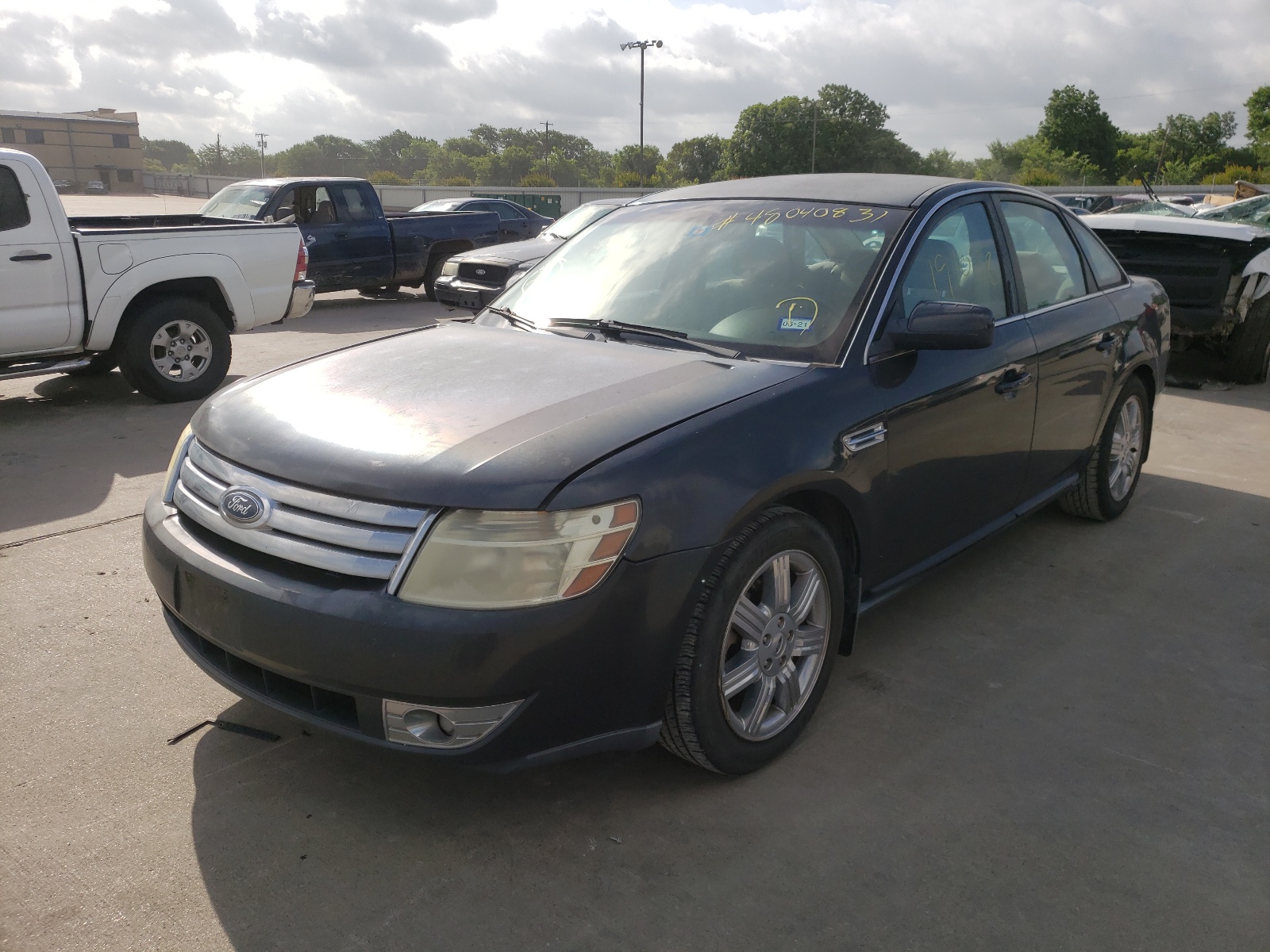 Photo 9 from auction – 2008 FORD TAURUS SEL with VIN 1FAHP24W58G118031