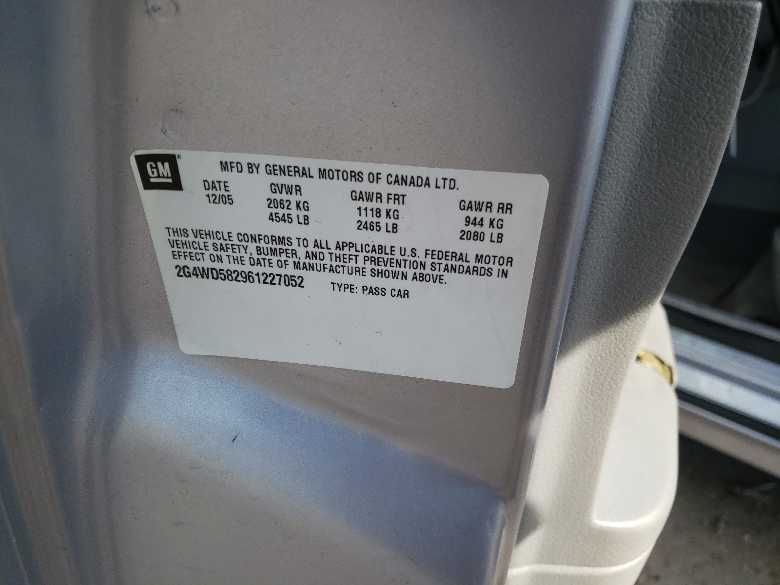 Photo 10 from auction – 2006 BUICK LACROSSE C with VIN 2G4WD582961227052