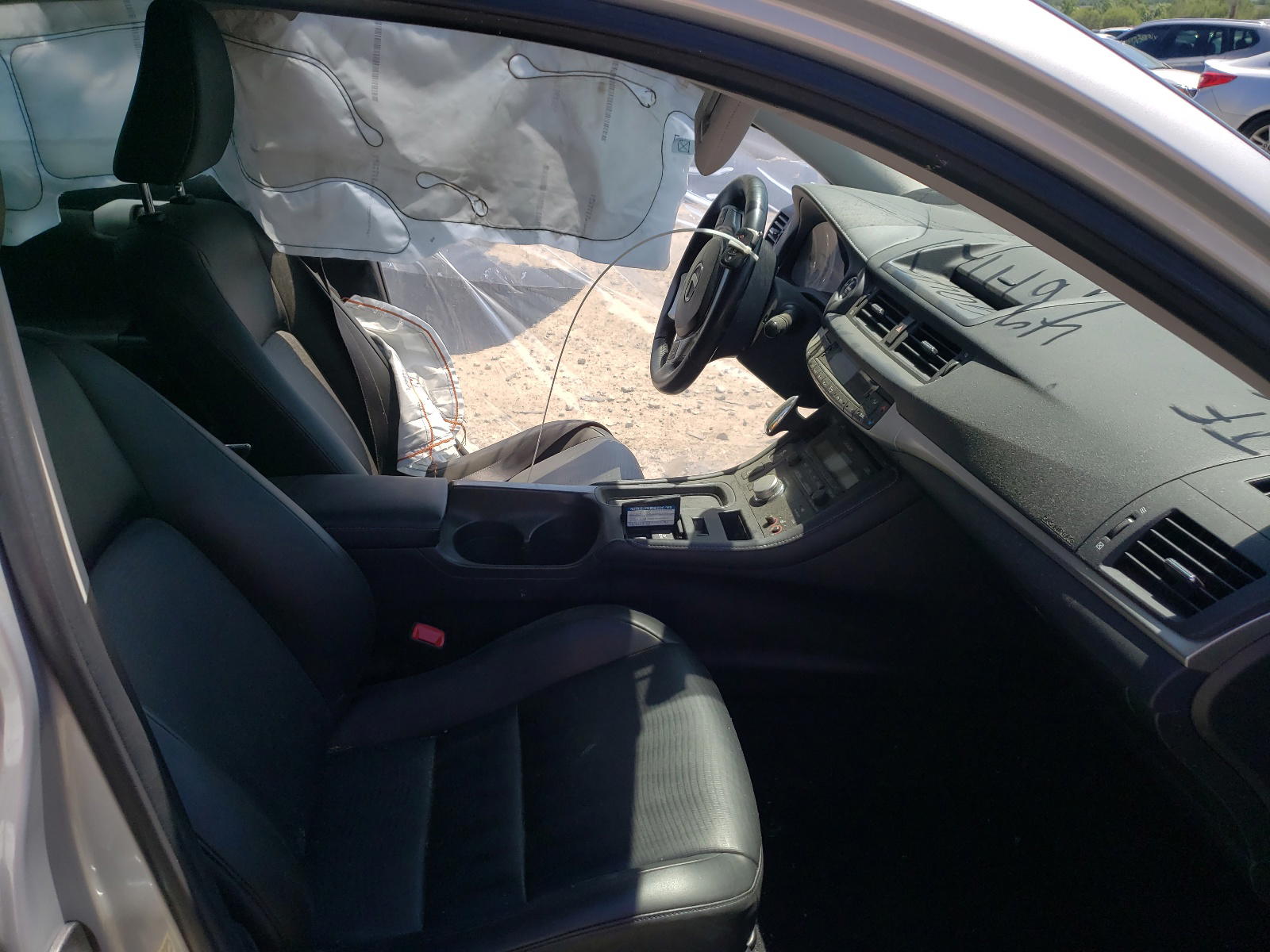 Photo 5 from auction – 2012 LEXUS CT200H with VIN JTHKD5BH3C2092158