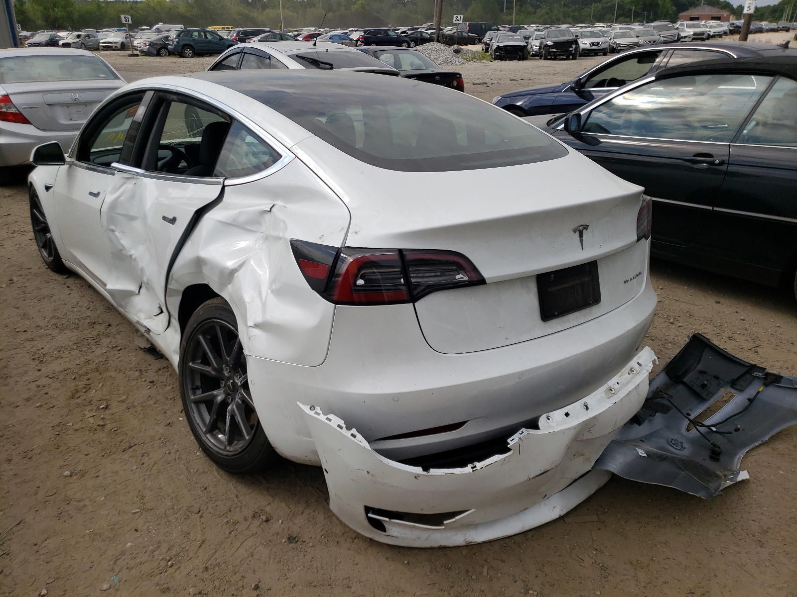 Photo 3 from auction – 2019 TESLA MODEL 3 with VIN 5YJ3E1EB2KF493893