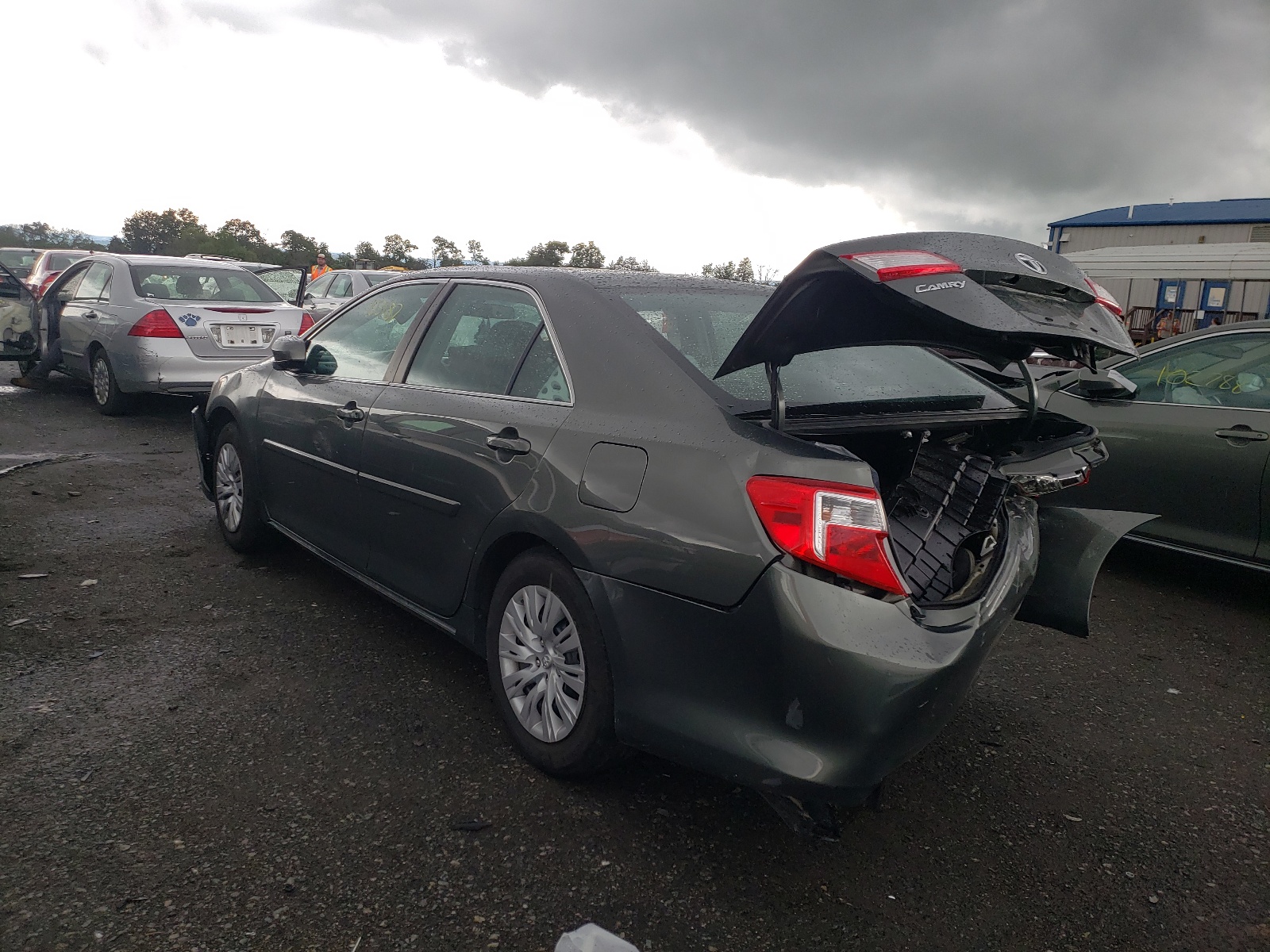 Photo 3 from auction – 2013 TOYOTA CAMRY L with VIN 4T4BF1FK0DR288382