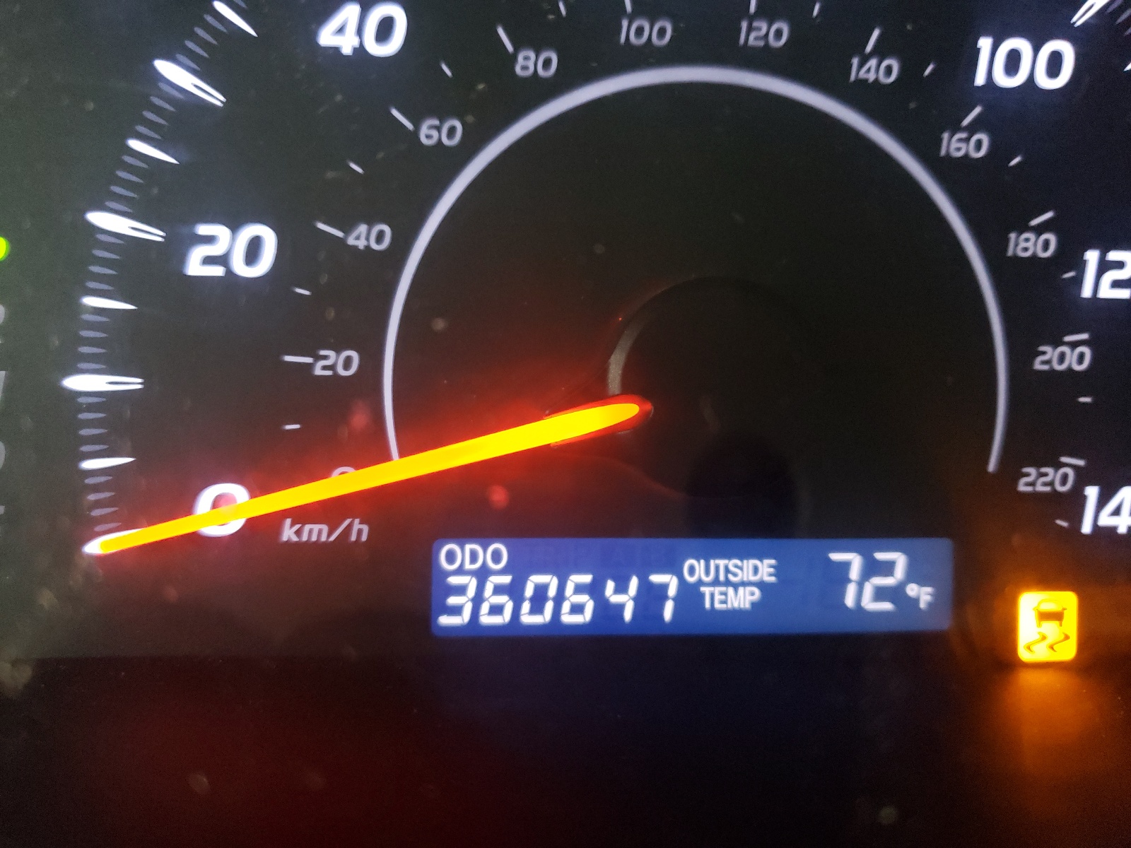 Photo 8 from auction – 2010 TOYOTA CAMRY BASE with VIN 4T1BF3EK5AU054760