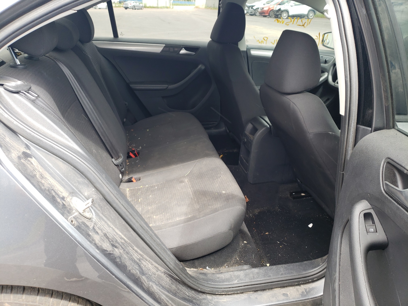 صورة رقم 6 من المزاد - 2017 VOLKSWAGEN JETTA S مع VIN 3VW2B7AJ2HM292467