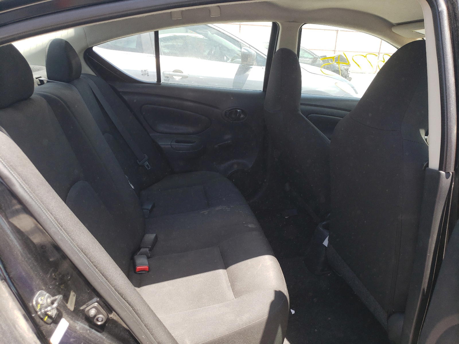Photo 6 from auction – 2016 NISSAN VERSA S with VIN 3N1CN7AP3GL883238