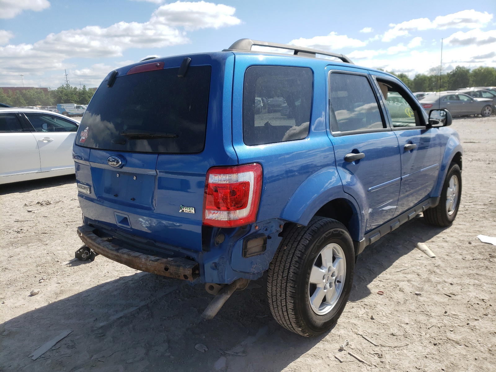Photo 4 from auction – 2012 FORD ESCAPE with VIN 1FMCU0DG7CKB29897