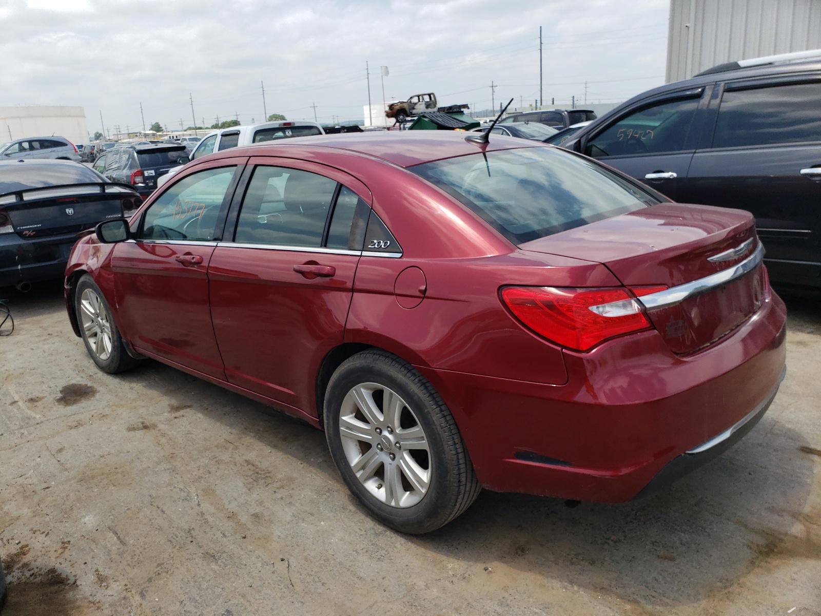 Photo 3 from auction – 2013 CHRYSLER 200 LX with VIN 1C3CCBAB2DN671294