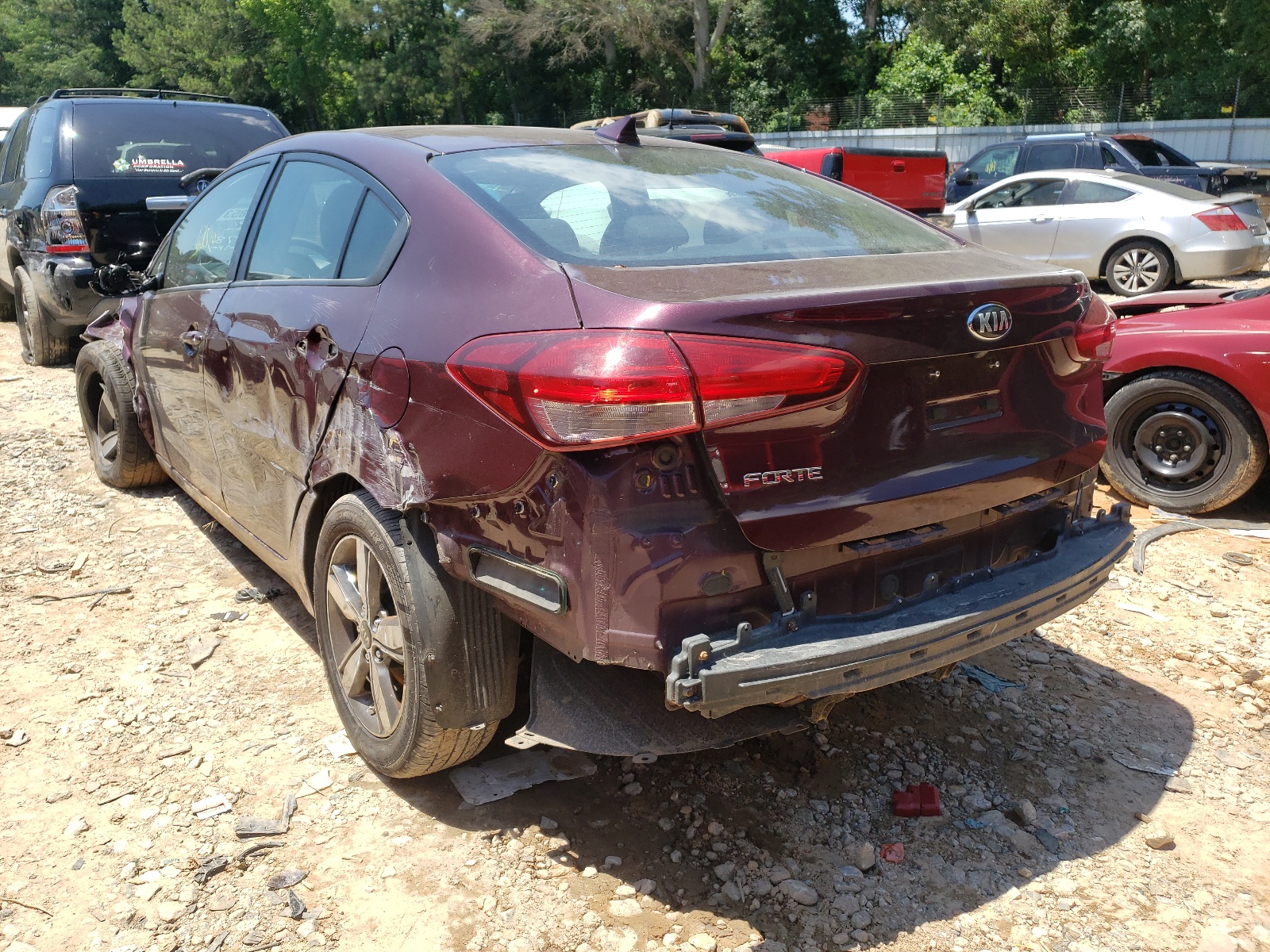 Photo 3 from auction – 2018 KIA FORTE LX with VIN 3KPFL4A72JE172978