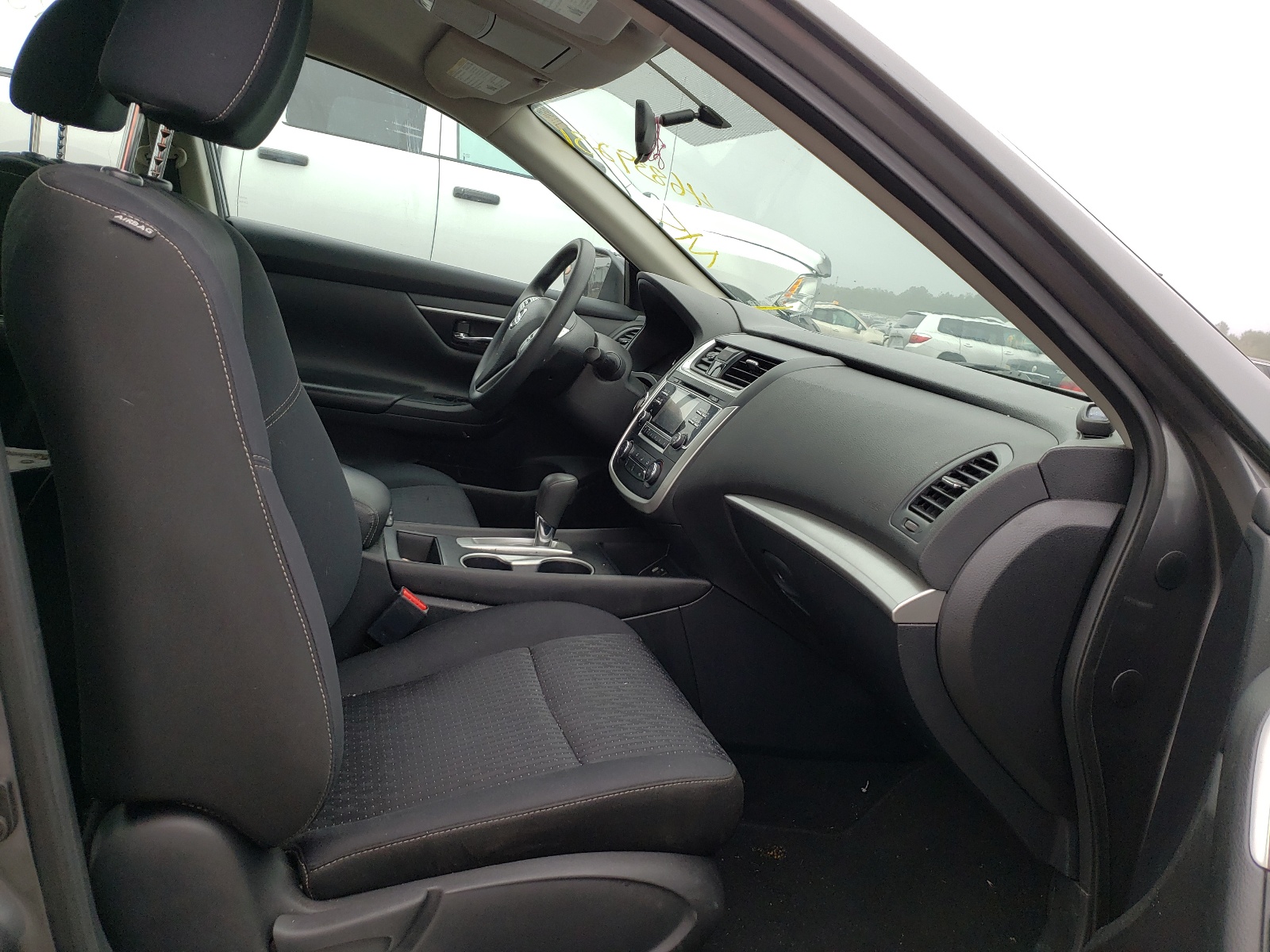 Photo 5 from auction – 2017 NISSAN ALTIMA 2.5 with VIN 1N4AL3AP8HC181714