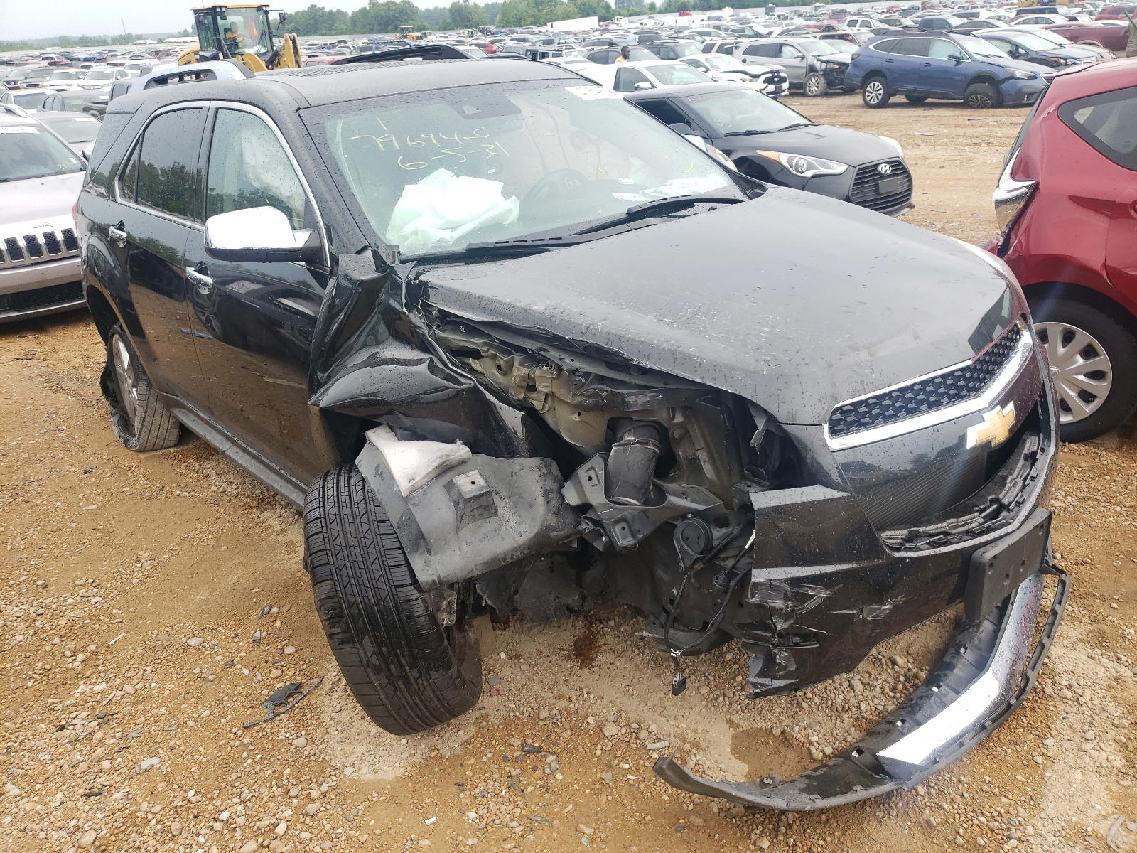 CHEVROLET EQUINOX LT 2015 with VIN 2GNFLHE30F6180669 - Photo from auction