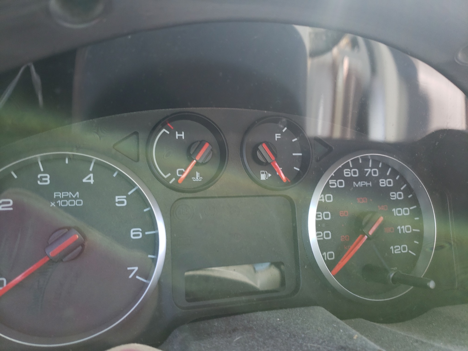 Photo 8 from auction – 2006 FORD FIVE HUNDR with VIN 1FAFP241X6G157190