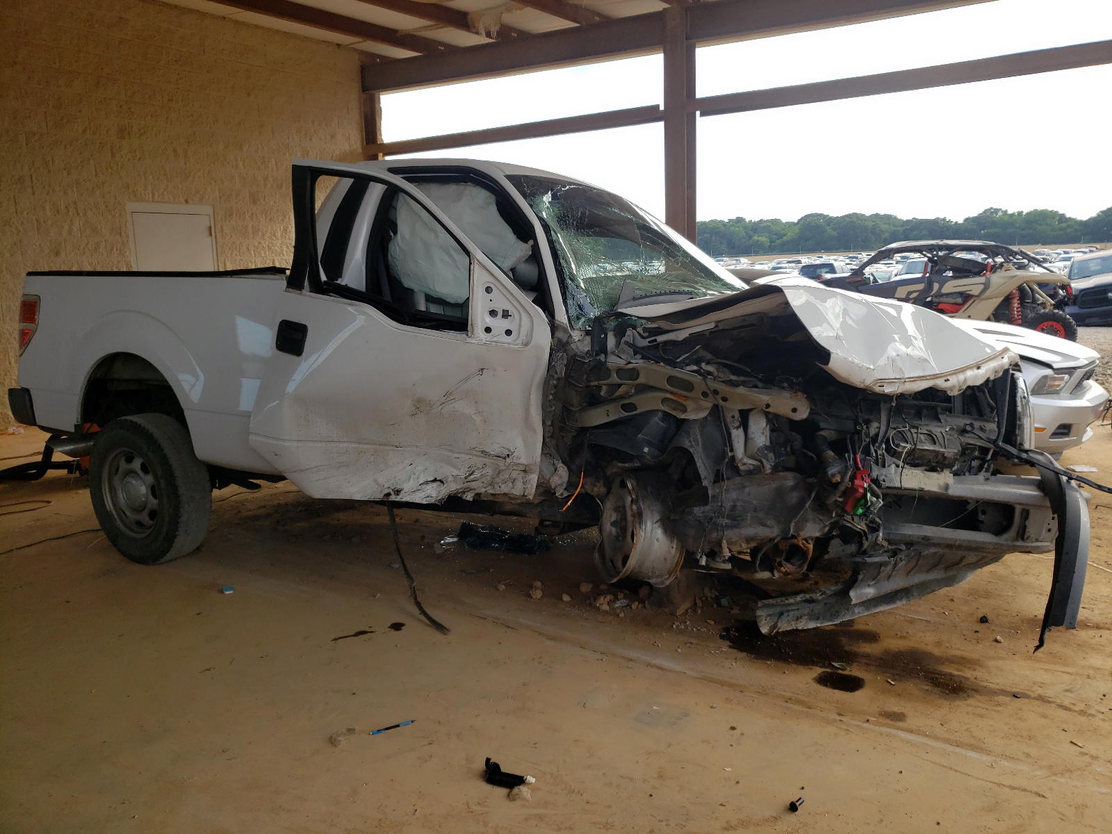FORD F150 2012 with VIN 1FTMF1CM4CFB58573 - Photo from auction