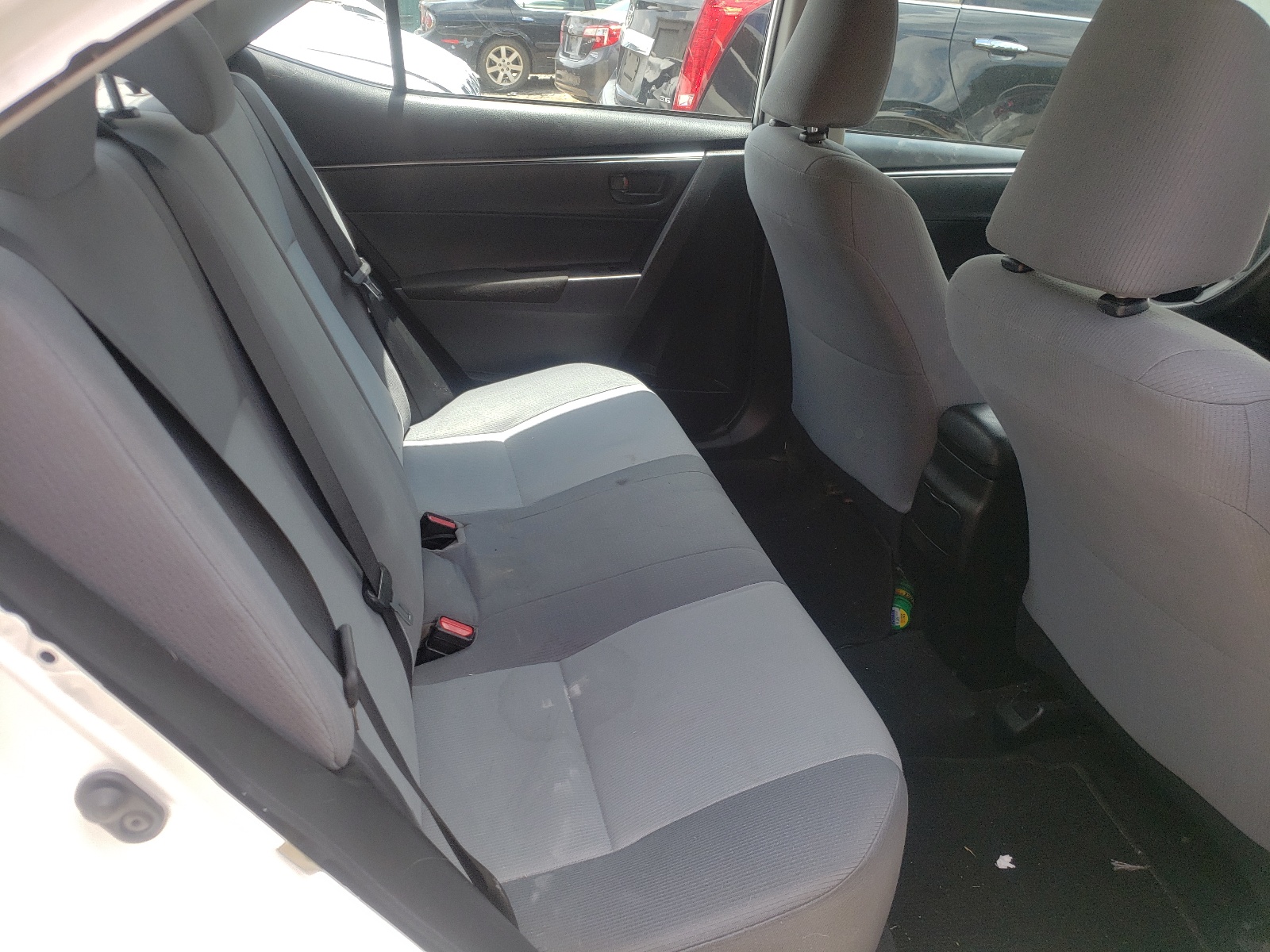 Photo 6 from auction – 2014 TOYOTA COROLLA L with VIN 5YFBURHE0EP160670