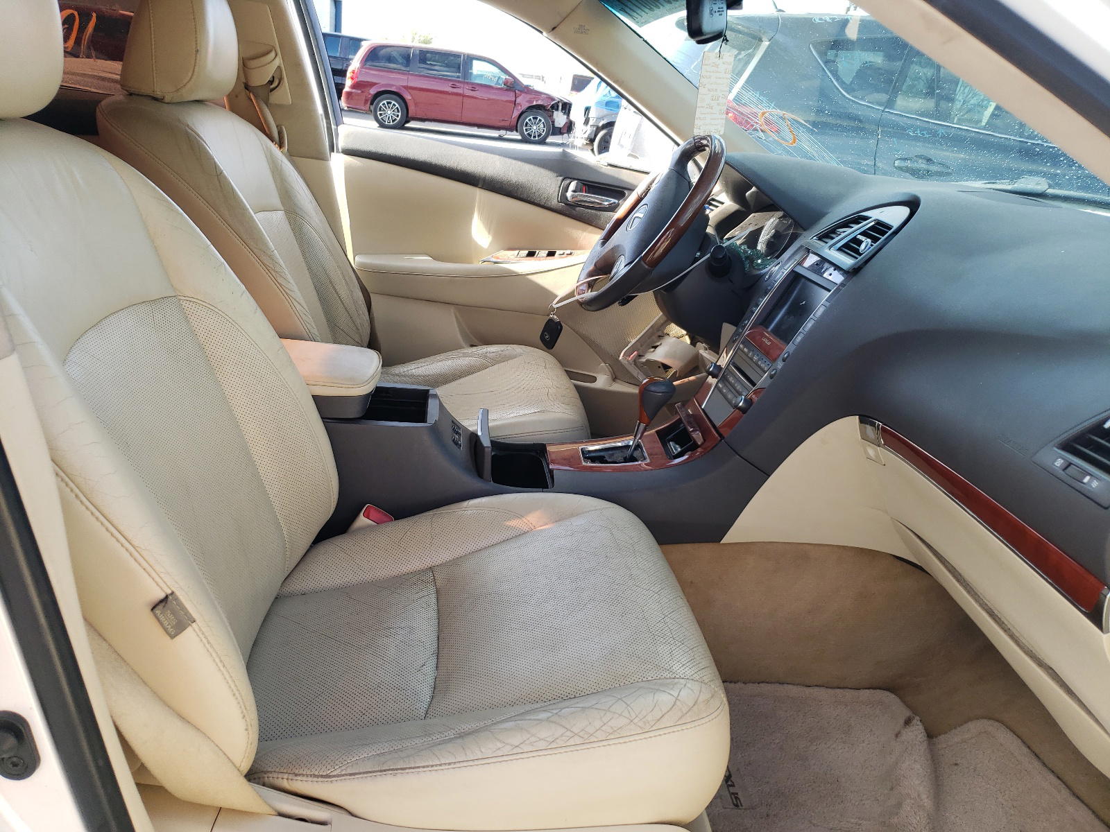 Photo 5 from auction – 2010 LEXUS ES 350 with VIN JTHBK1EG7A2411494
