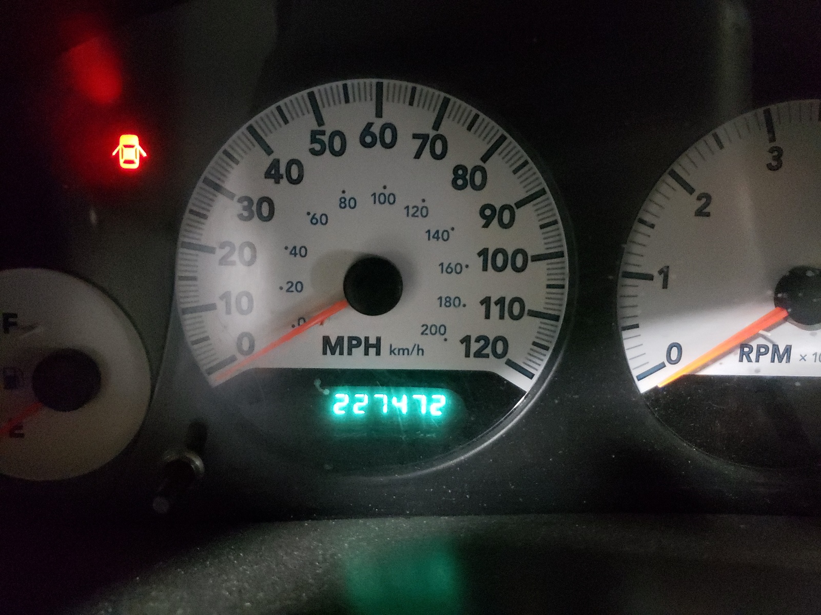Zdjęcie 8 z aukcji – 2005 DODGE GRAND CARA z VIN 2D4GP44L55R501133