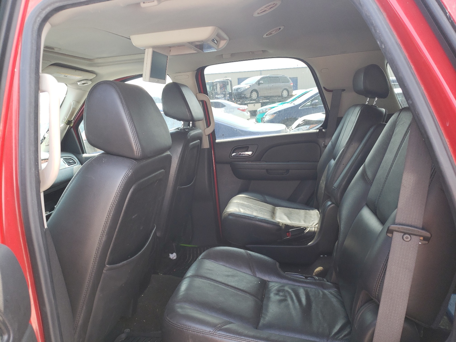 Photo 6 from auction – 2008 CHEVROLET TAHOE C150 with VIN 1GNFC13098R266263
