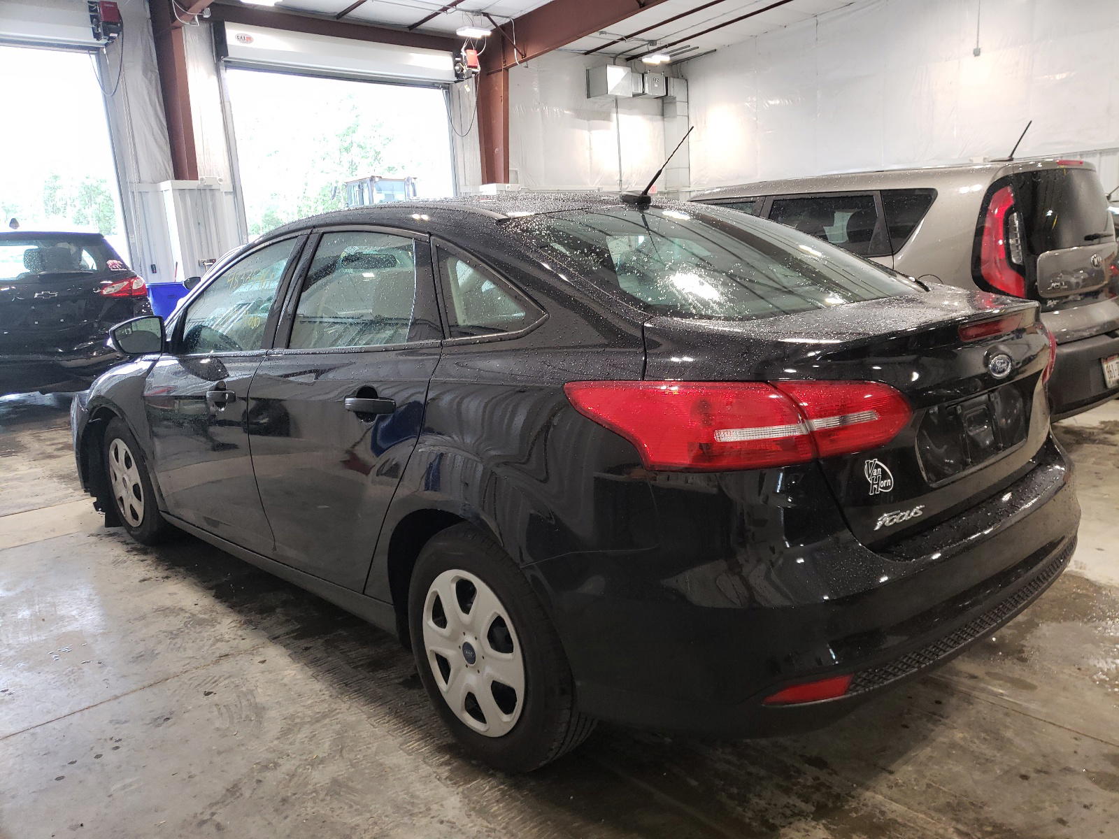 Photo 3 from auction – 2017 FORD FOCUS S with VIN 1FADP3E2XHL243145