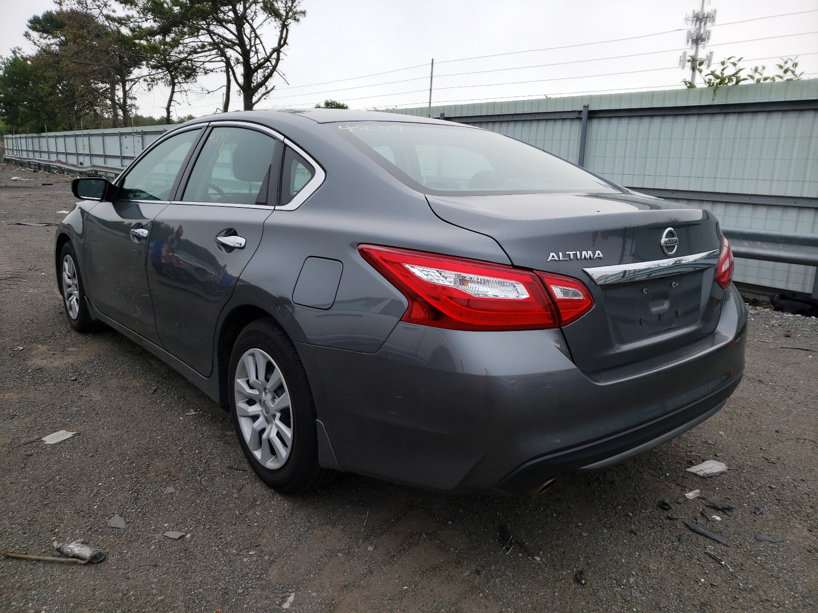 Photo 3 from auction – 2017 NISSAN ALTIMA 2.5 with VIN 1N4AL3AP8HC181714