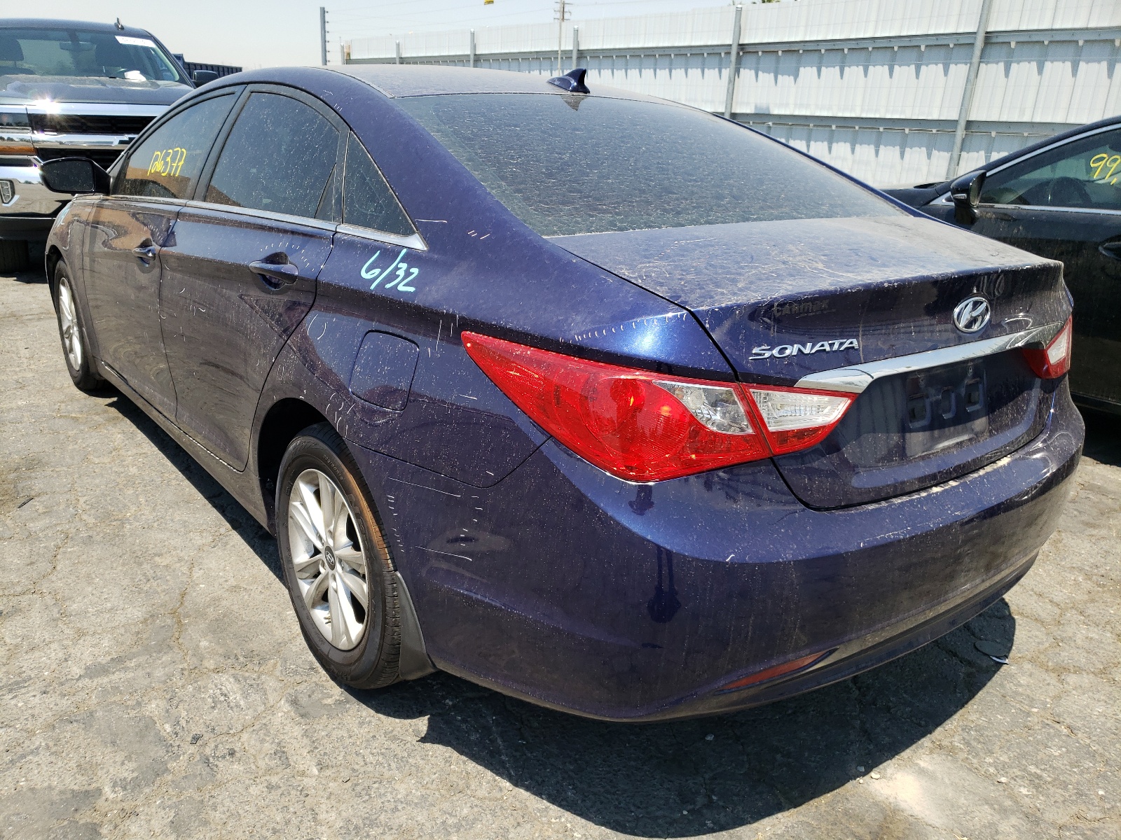 Photo 3 from auction – 2013 HYUNDAI SONATA GLS with VIN 5NPEB4ACXDH632433