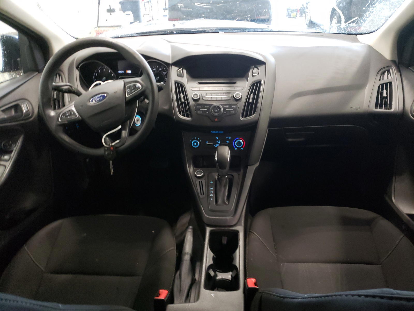 Photo 9 from auction – 2017 FORD FOCUS S with VIN 1FADP3E2XHL243145