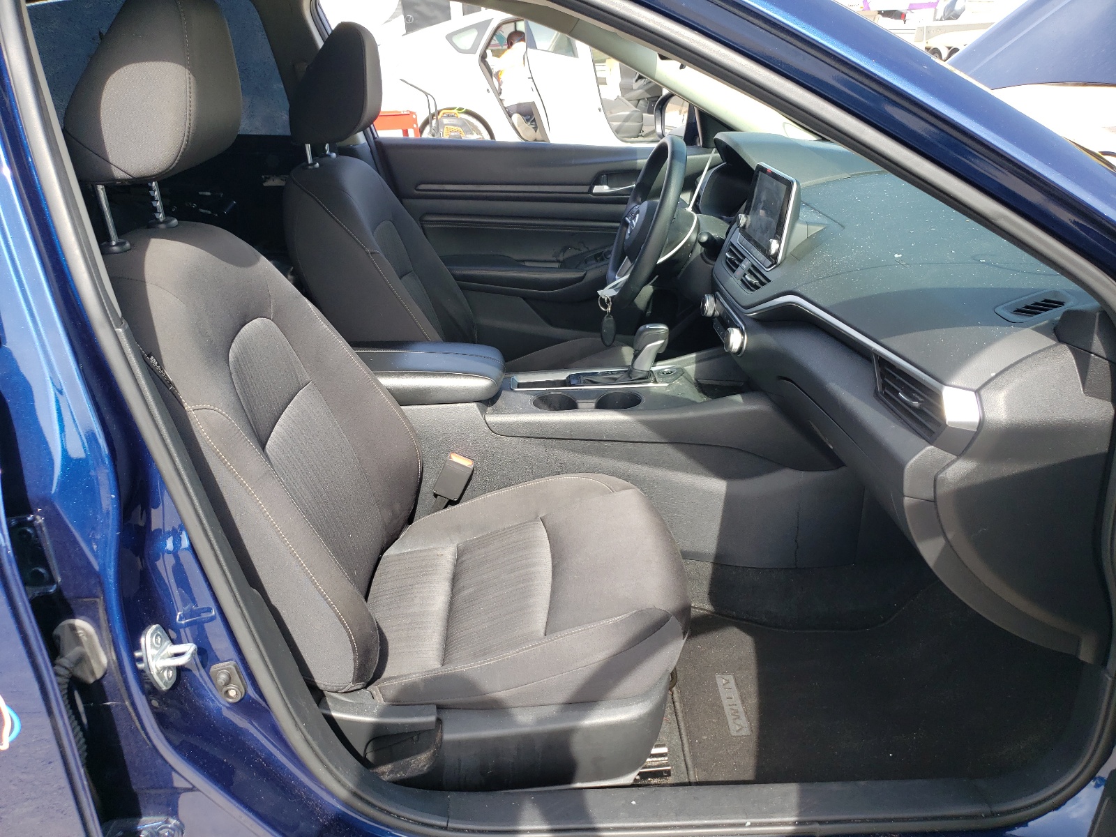 Photo 5 from auction – 2019 NISSAN ALTIMA S with VIN 1N4BL4BV6KC222310