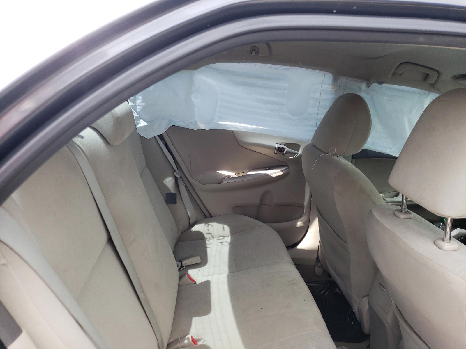 Photo 6 from auction – 2010 TOYOTA COROLLA BA with VIN 2T1BU4EE8AC497637