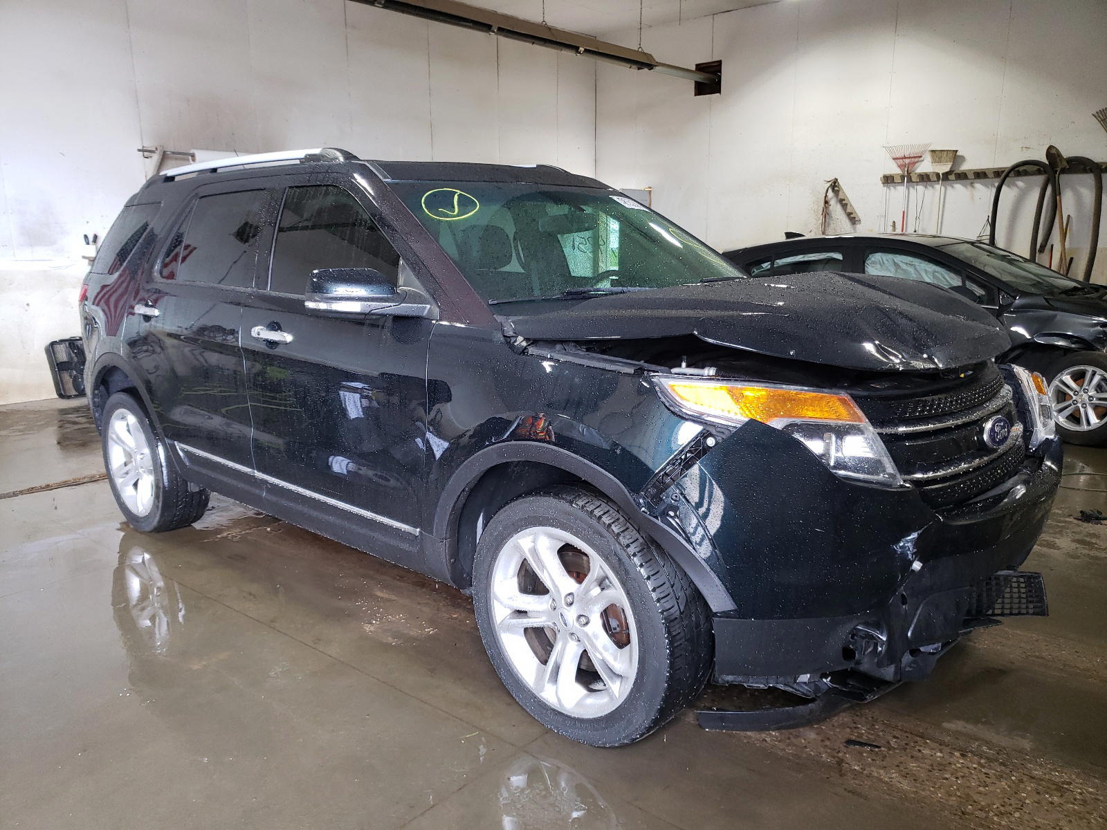 FORD EXPLORER L 2015 with VIN 1FM5K8F87FGB60559 - Photo from auction