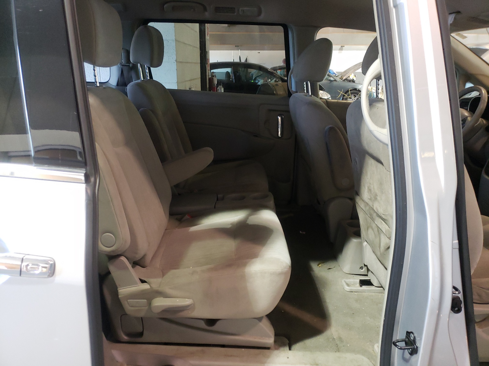 Photo 6 from auction – 2016 NISSAN QUEST S with VIN JN8AE2KP0G9151989
