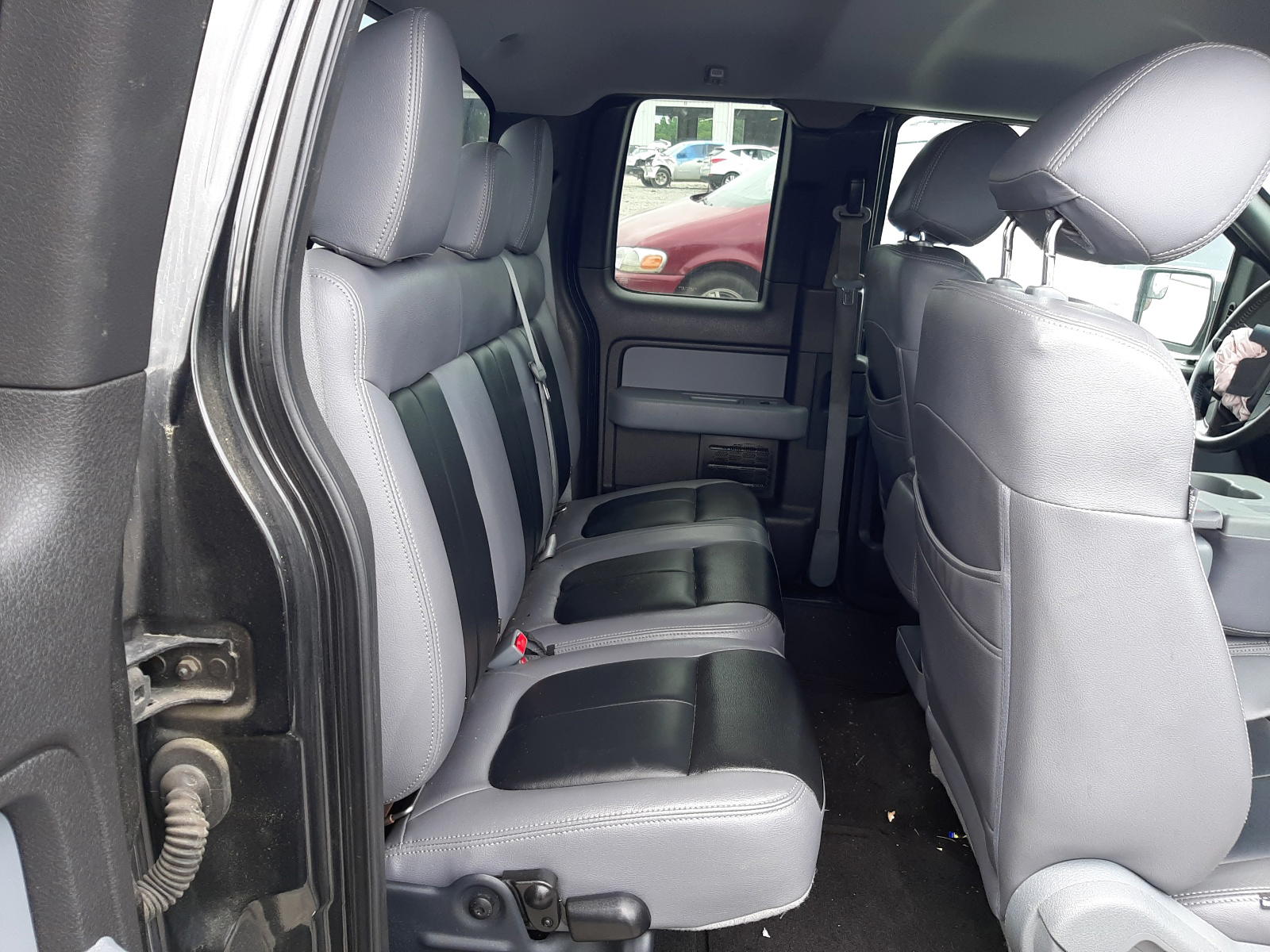 Photo 6 from auction – 2012 FORD F150 SUPER with VIN 1FTFX1CF9CFC16040