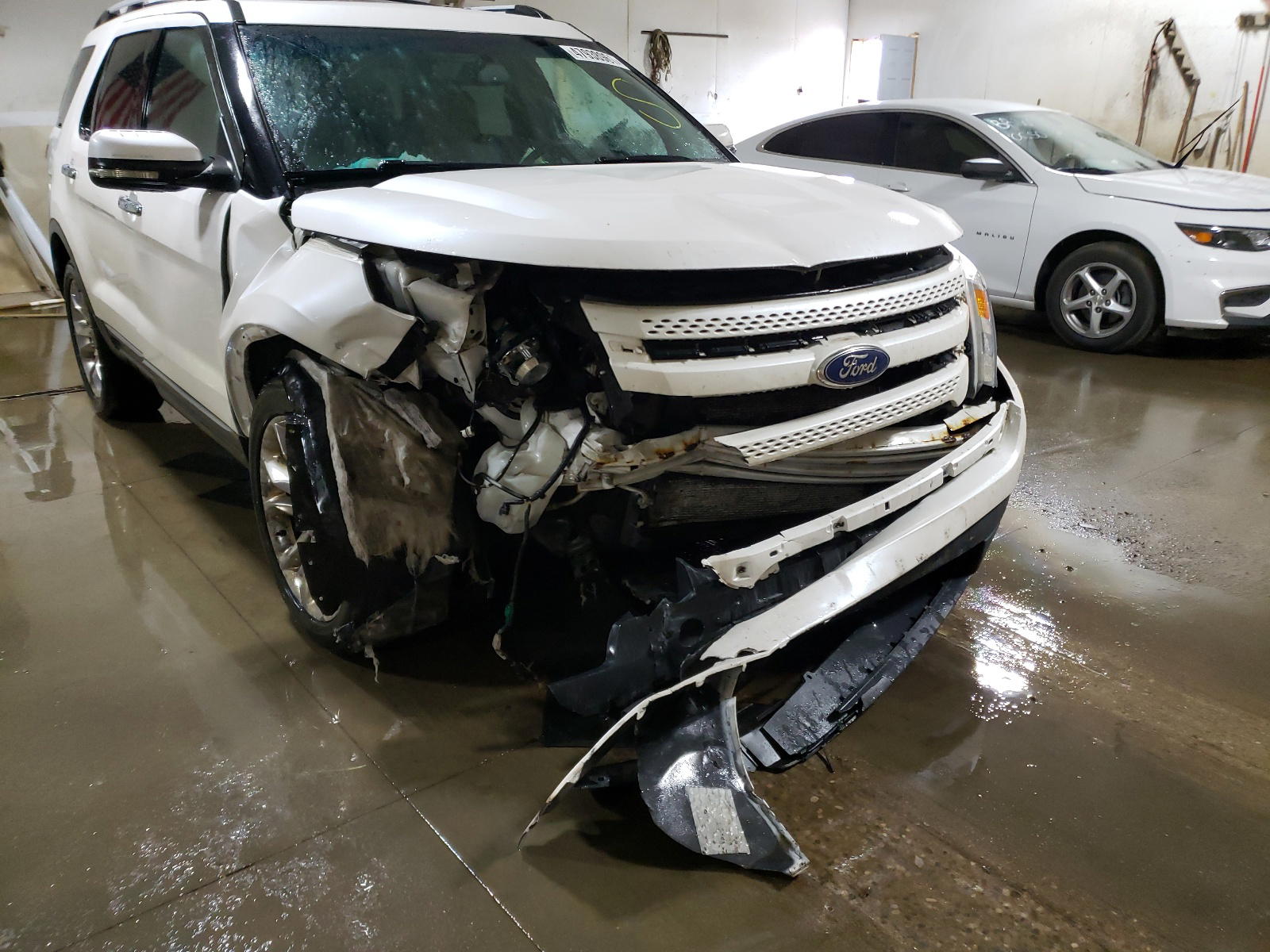 Photo 9 from auction – 2011 FORD EXPLORER L with VIN 1FMHK8F83BGA66881