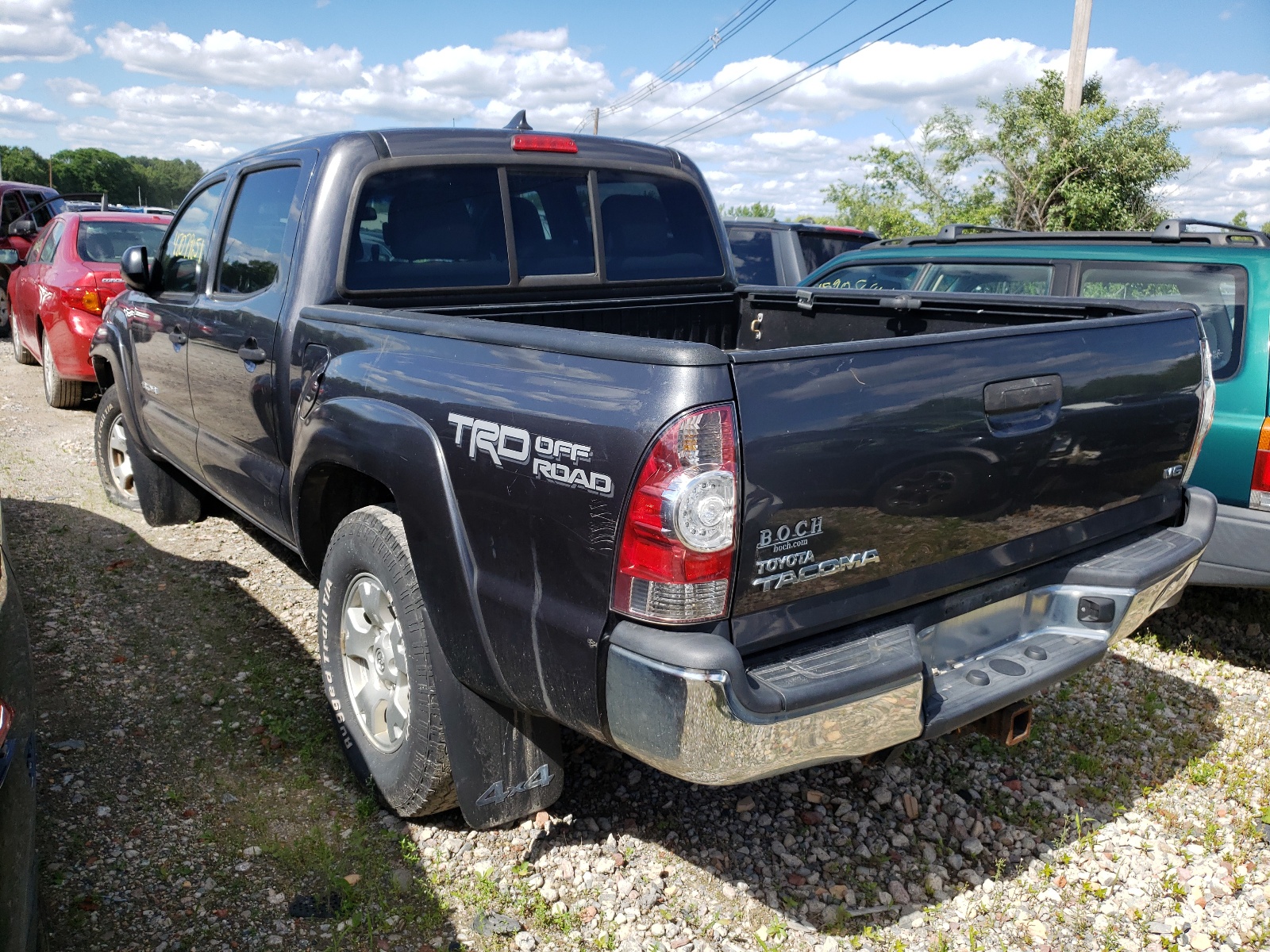 Photo 3 from auction – 2015 TOYOTA TACOMA DOU with VIN 5TFLU4EN2FX124882