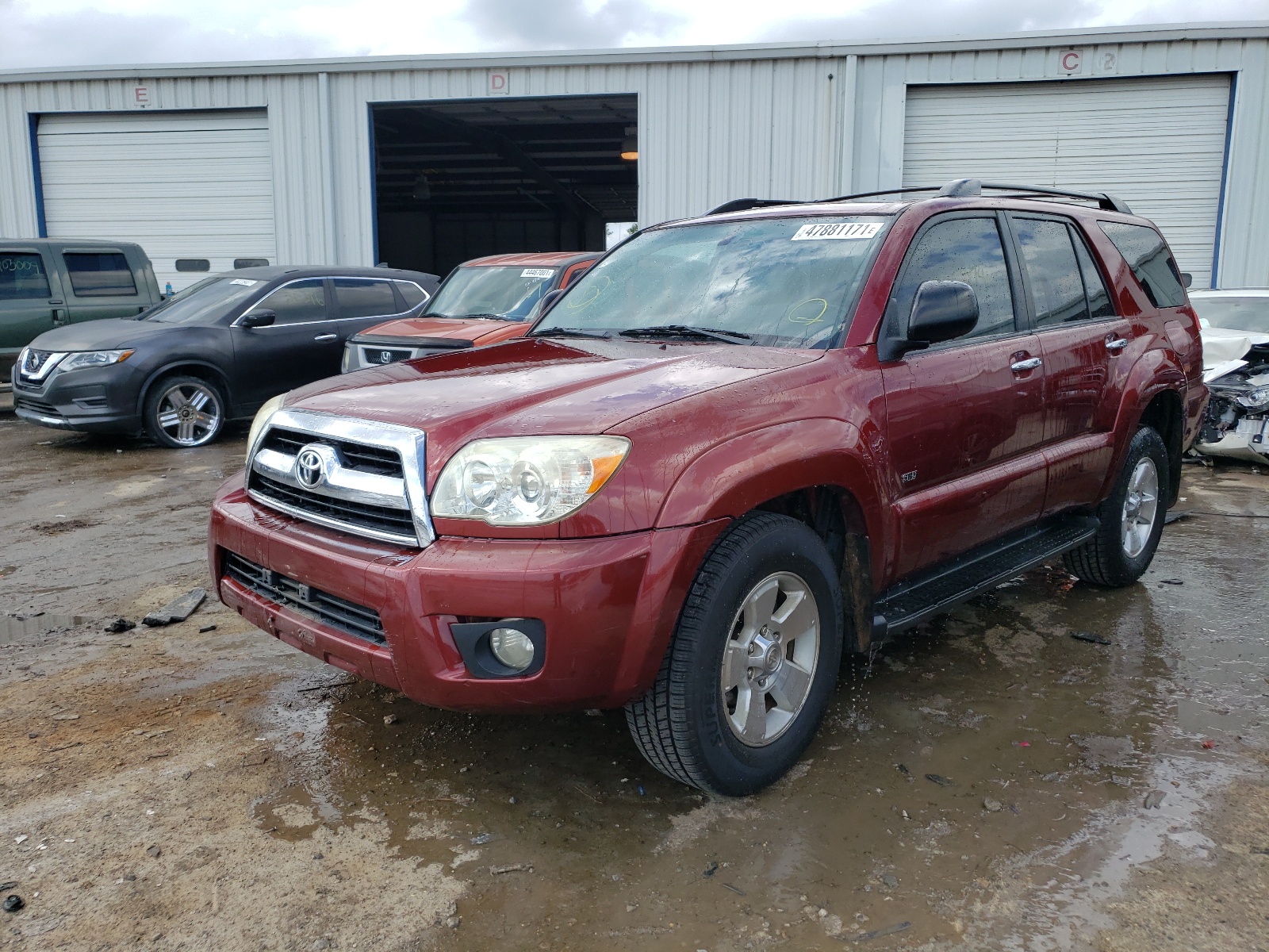 Photo 2 from auction – 2006 TOYOTA 4RUNNER SR with VIN JTEZU14R668063474