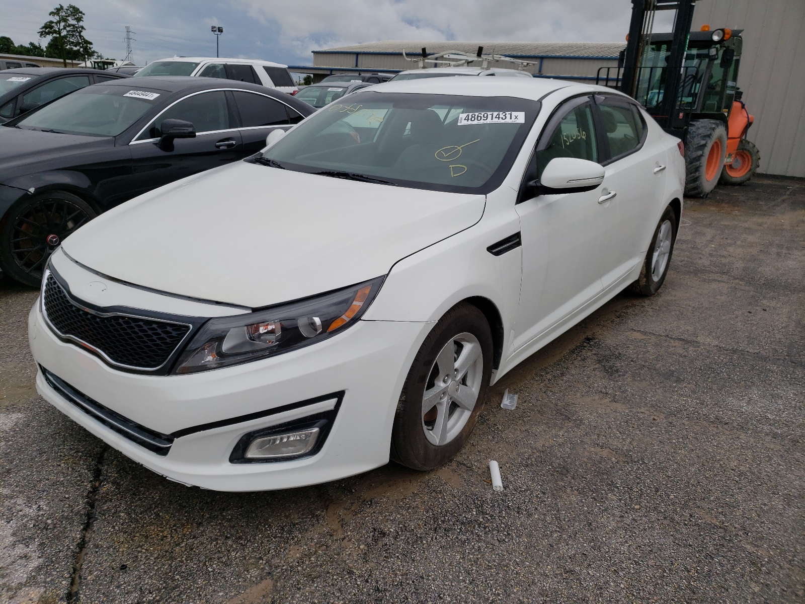 صورة رقم 2 من المزاد - 2015 KIA OPTIMA LX مع VIN KNAGM4A74F5660850