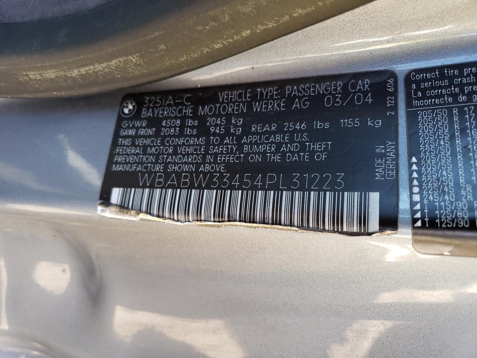 Photo 10 from auction – 2004 BMW 325 CI with VIN WBABW33454PL31223